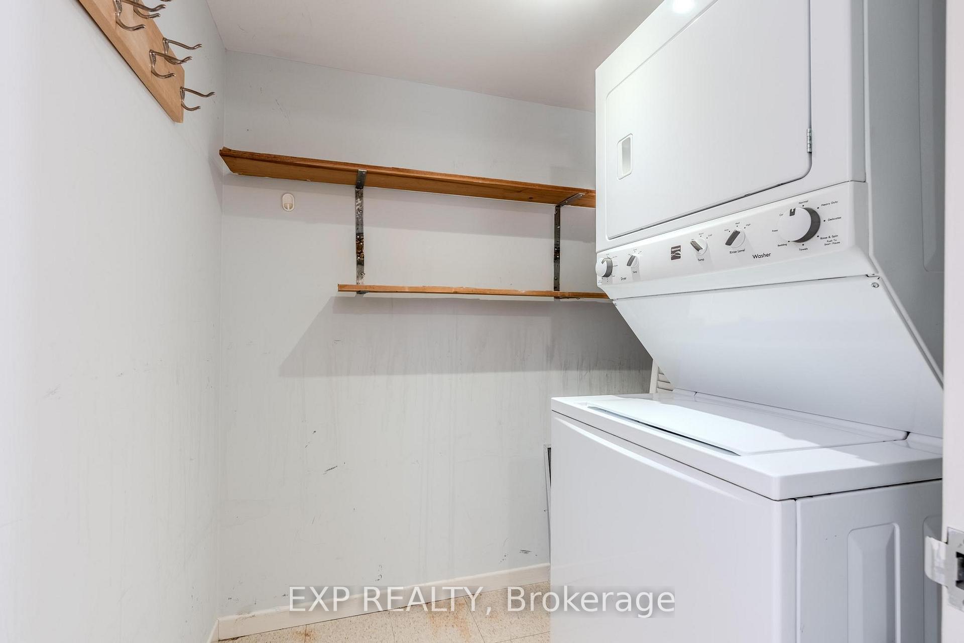 Photo 18 of Unit 303, 21 Overlea Boulevard, Toronto, Thorncliffe Park — HOMEH