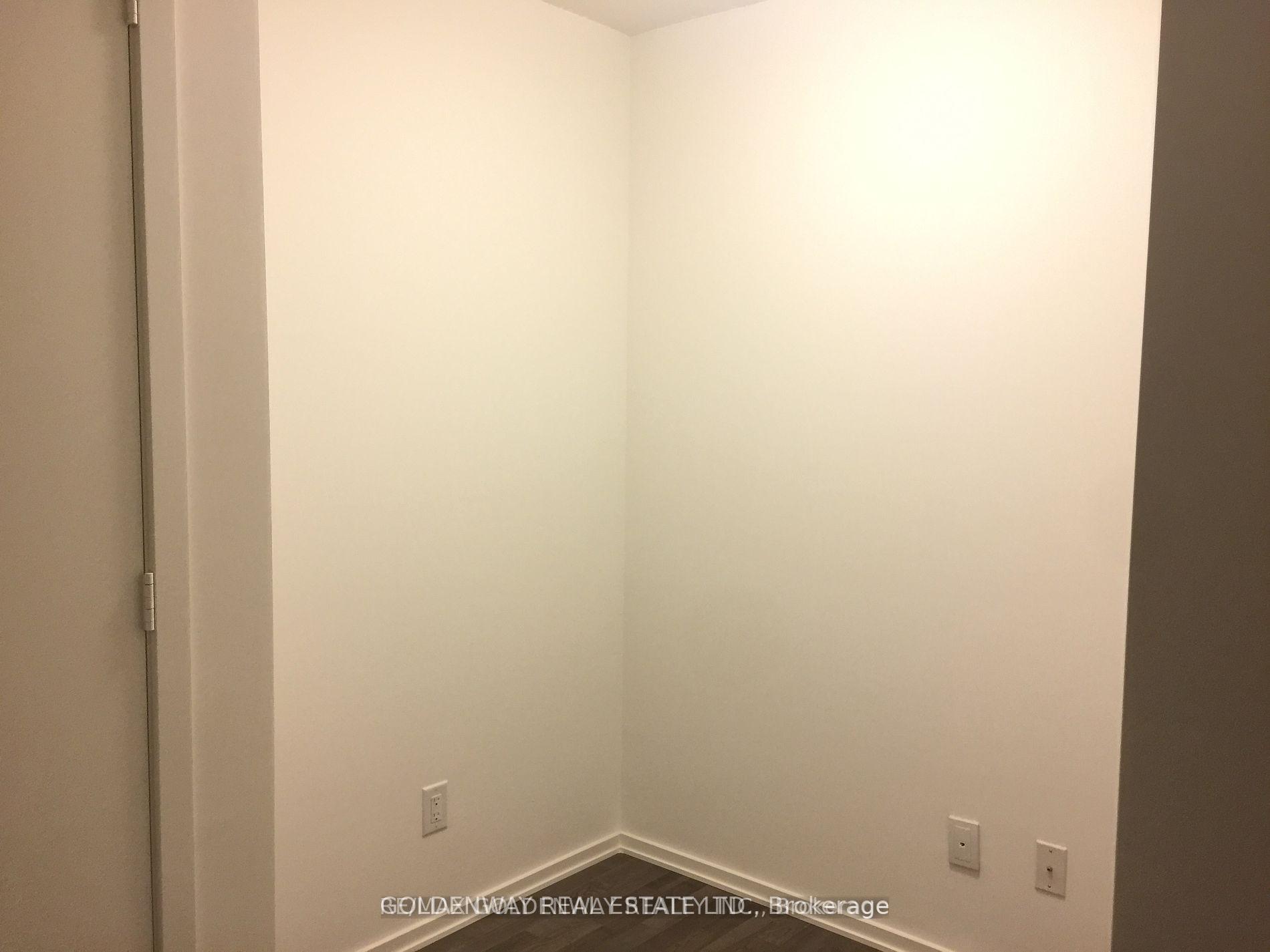 Photo 9 of Unit 424, 1 Bloor Street E, Toronto, Church-Yonge Corridor — HOMEH