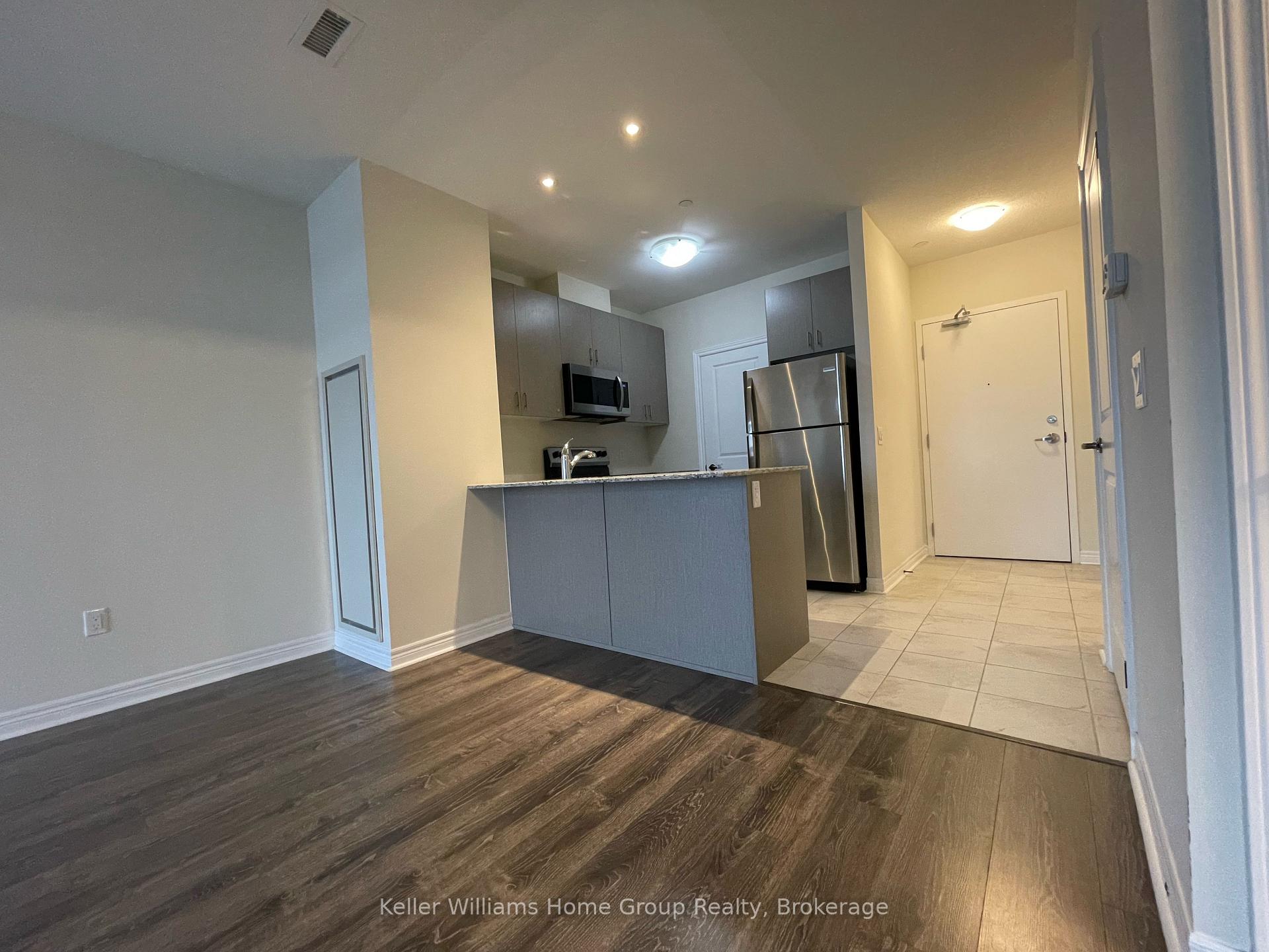 Photo 4 of Unit 723, 39 New Delhi Drive, Markham, Cedarwood — HOMEH