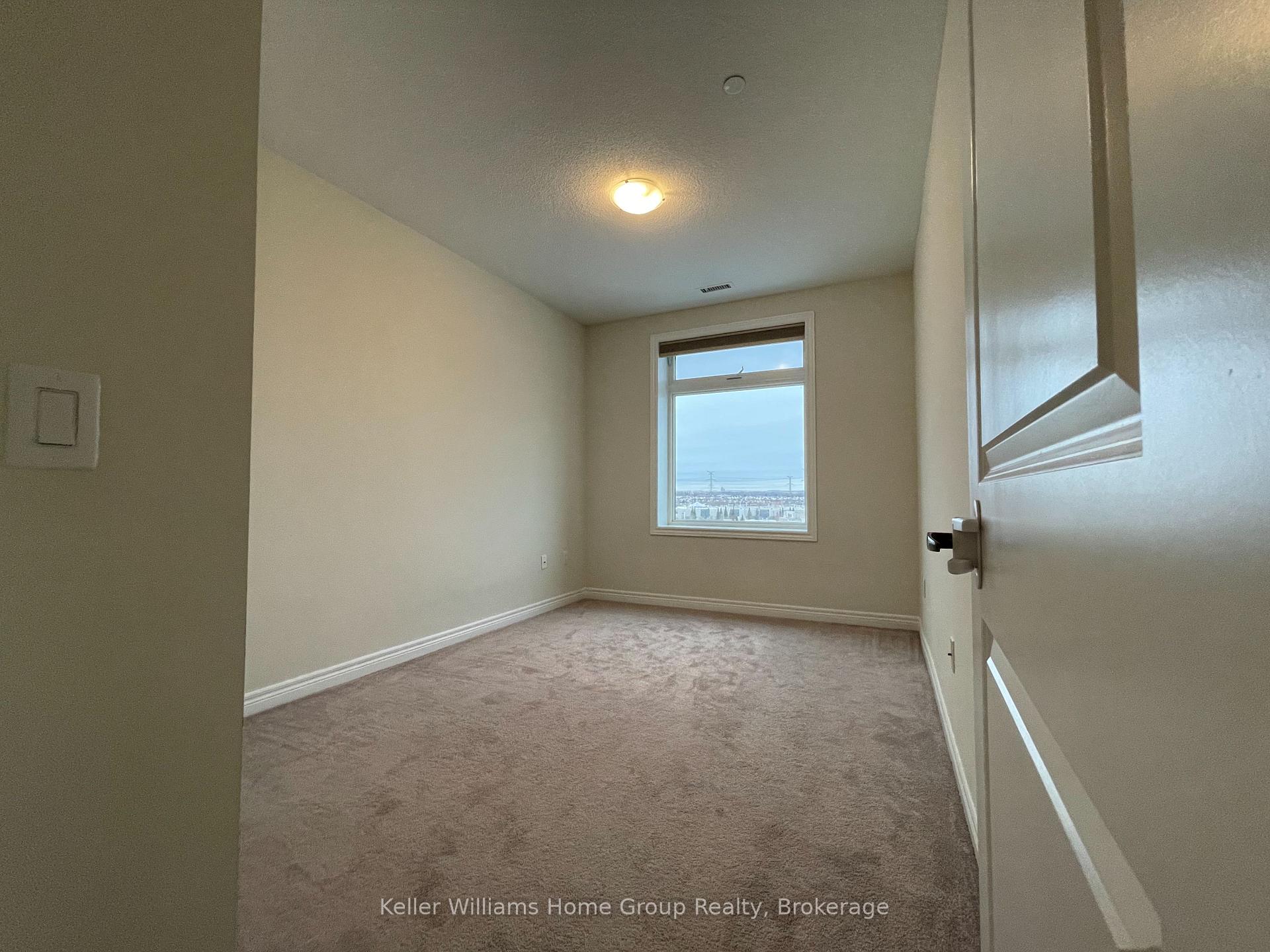 Photo 5 of Unit 723, 39 New Delhi Drive, Markham, Cedarwood — HOMEH