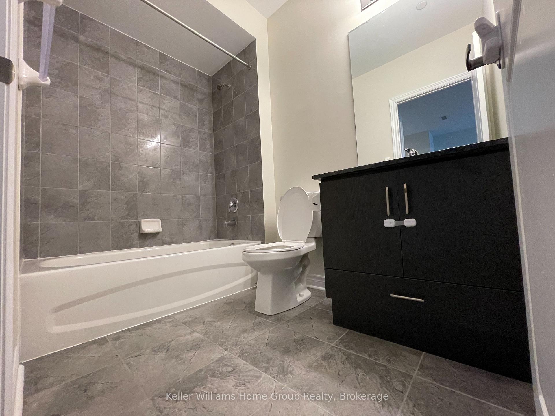 Photo 7 of Unit 723, 39 New Delhi Drive, Markham, Cedarwood — HOMEH