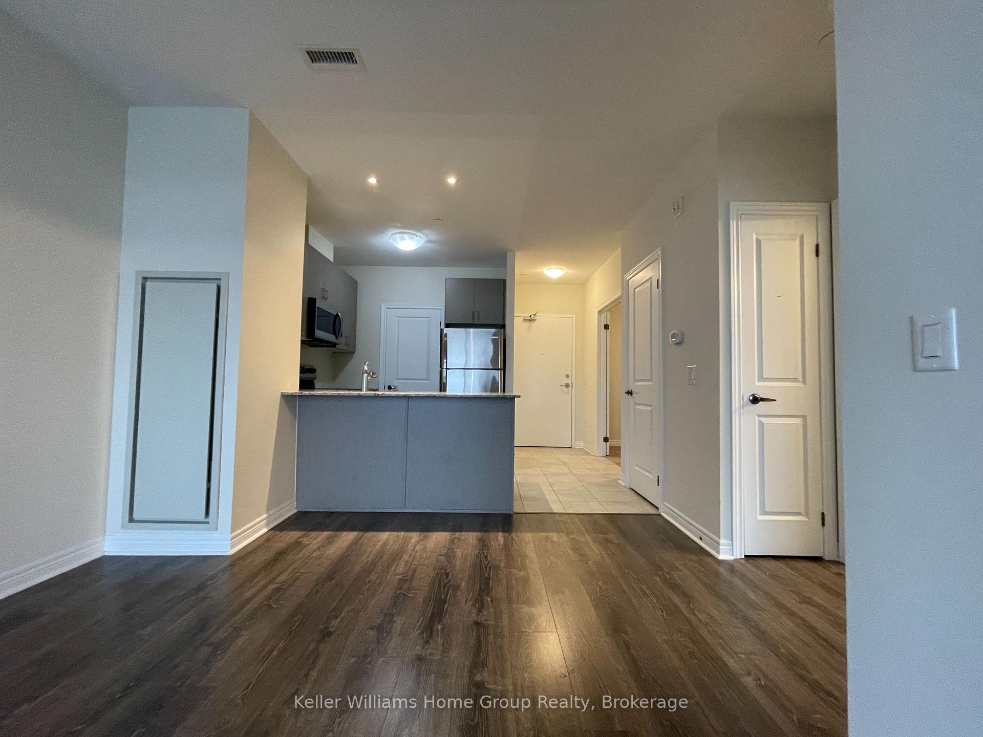 Photo 8 of Unit 723, 39 New Delhi Drive, Markham, Cedarwood — HOMEH