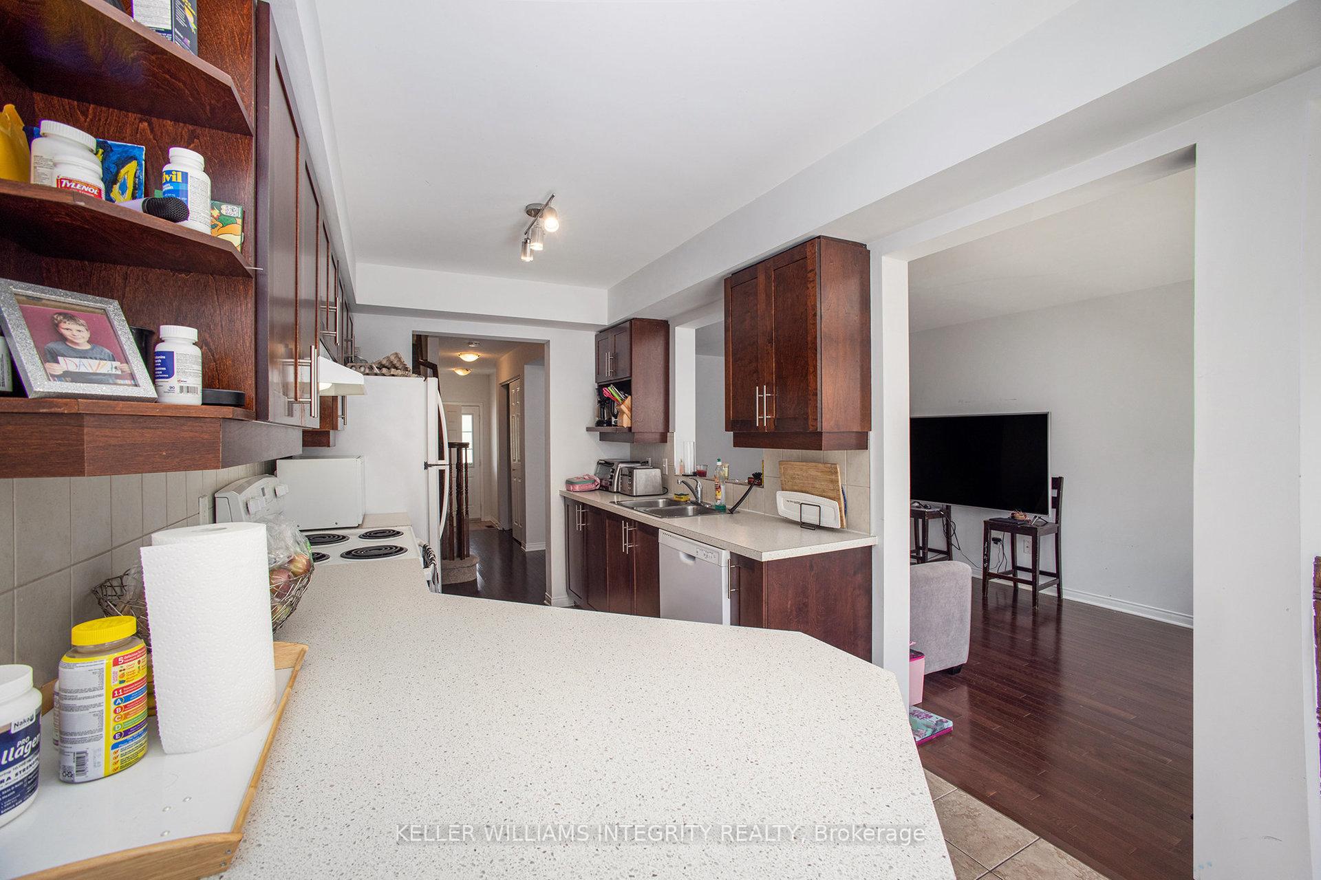 Photo 5 of 148 Goldwood Private, Ottawa, Barrhaven - Stonebridge — HOMEH