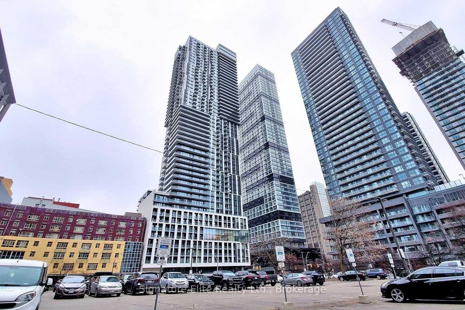 Front of Unit 1127, 251 Jarvis Street