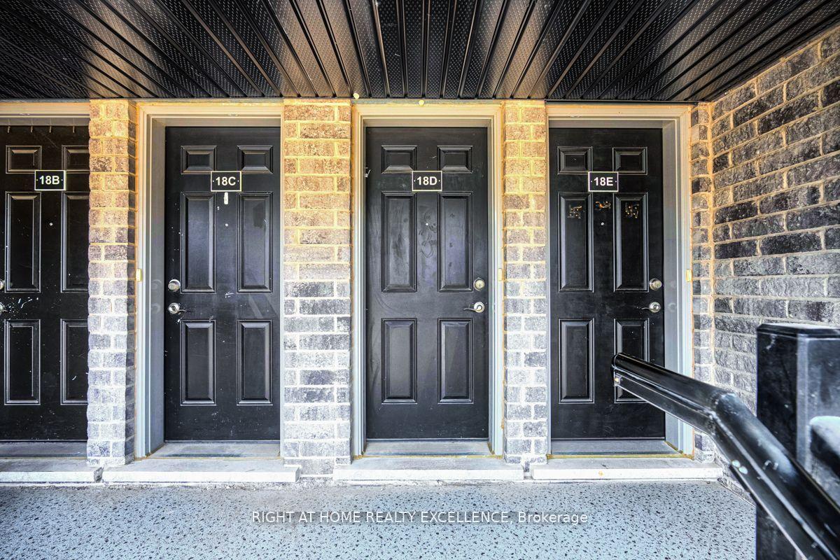 Photo 2 of Unit 18E, 1989 Ottawa Street S, Kitchener, Larentian West — HOMEH