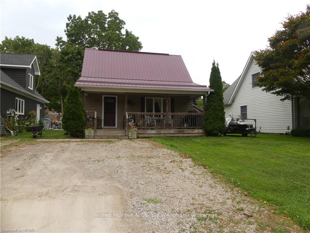 Photo 2 of 225 Mary Street, Central Huron, Clinton — HOMEH