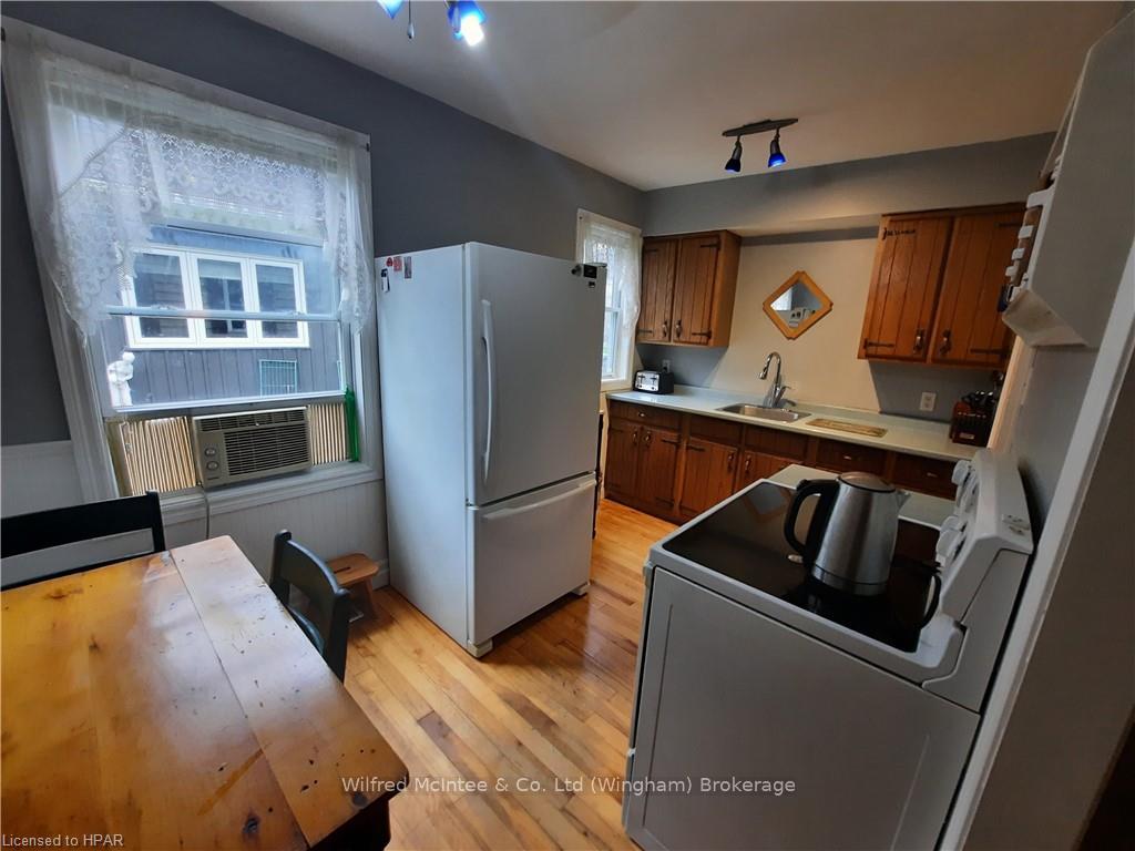 Photo 8 of 225 Mary Street, Central Huron, Clinton — HOMEH