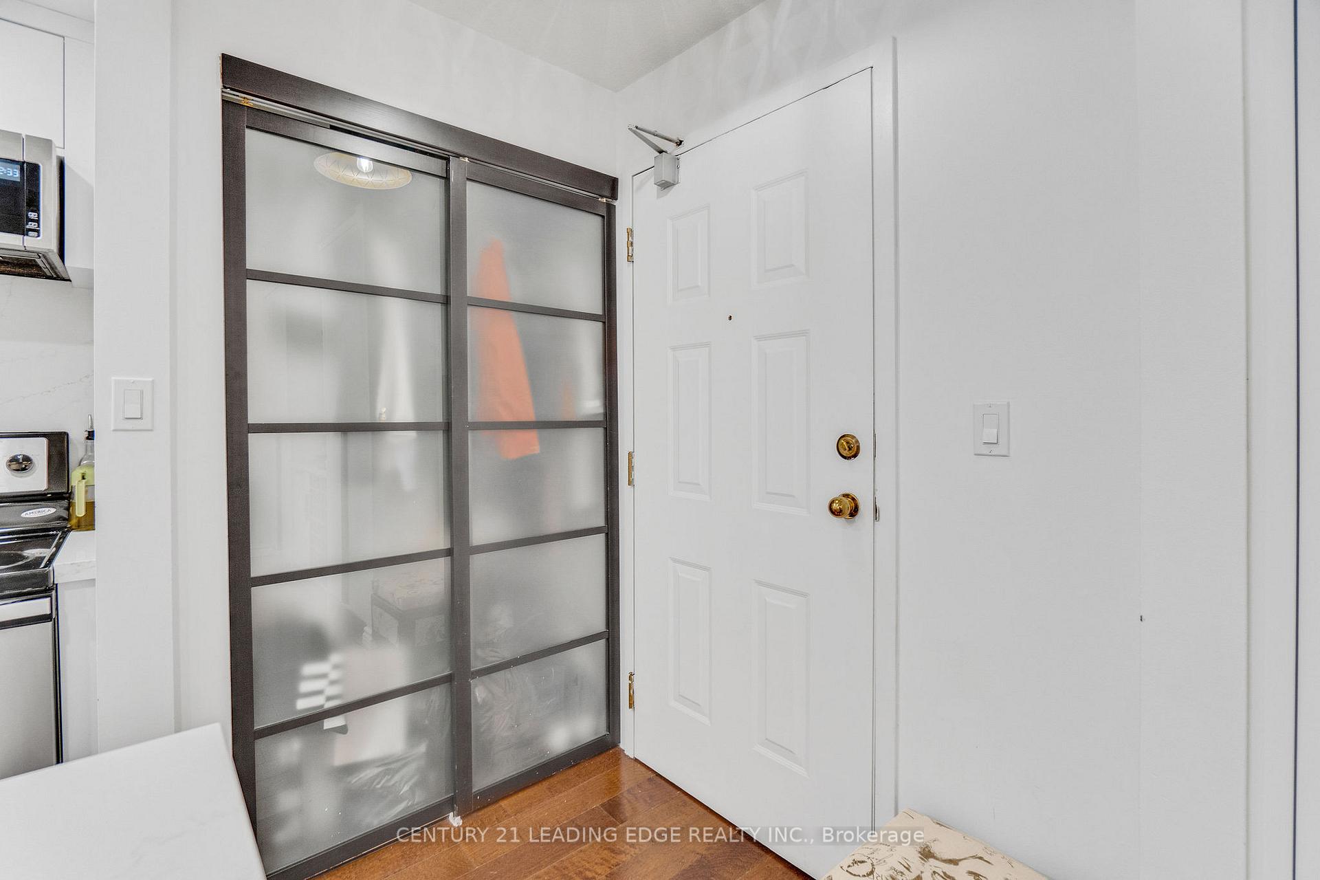 Photo 11 of Unit 720, 222 The Esplanade, Toronto, Waterfront Communities — HOMEH