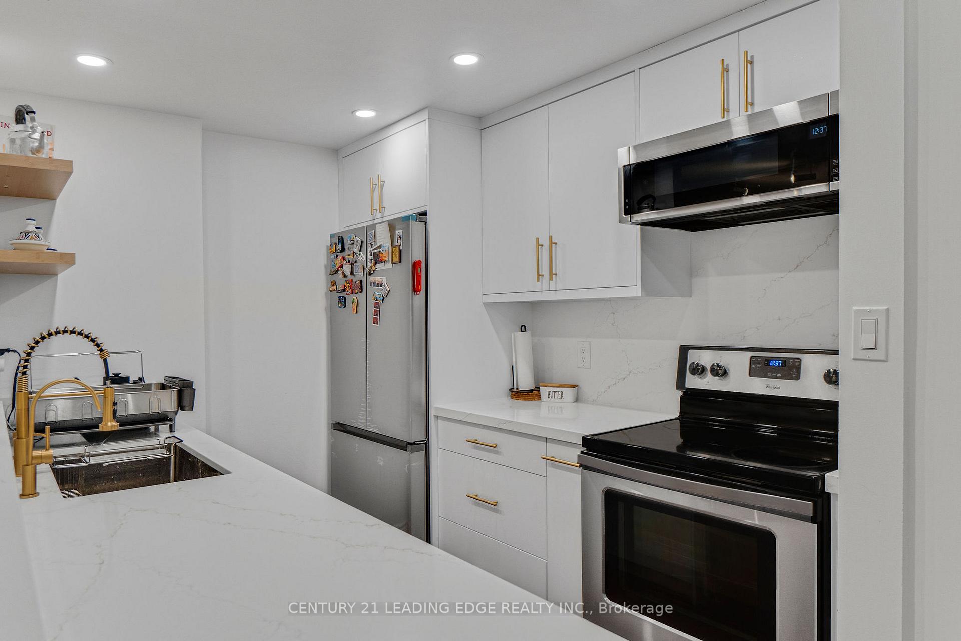 Photo 19 of Unit 720, 222 The Esplanade, Toronto, Waterfront Communities — HOMEH