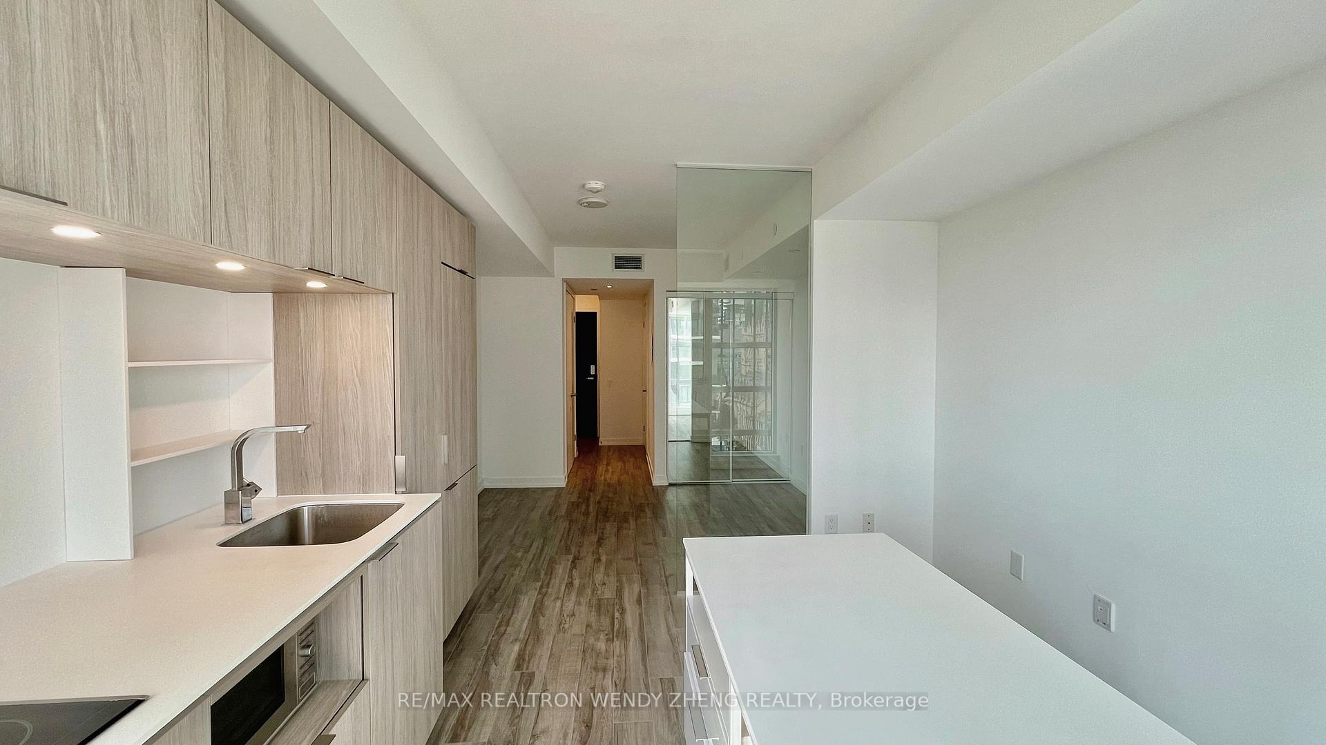 Front of Unit 1209, 77 Shuter Street