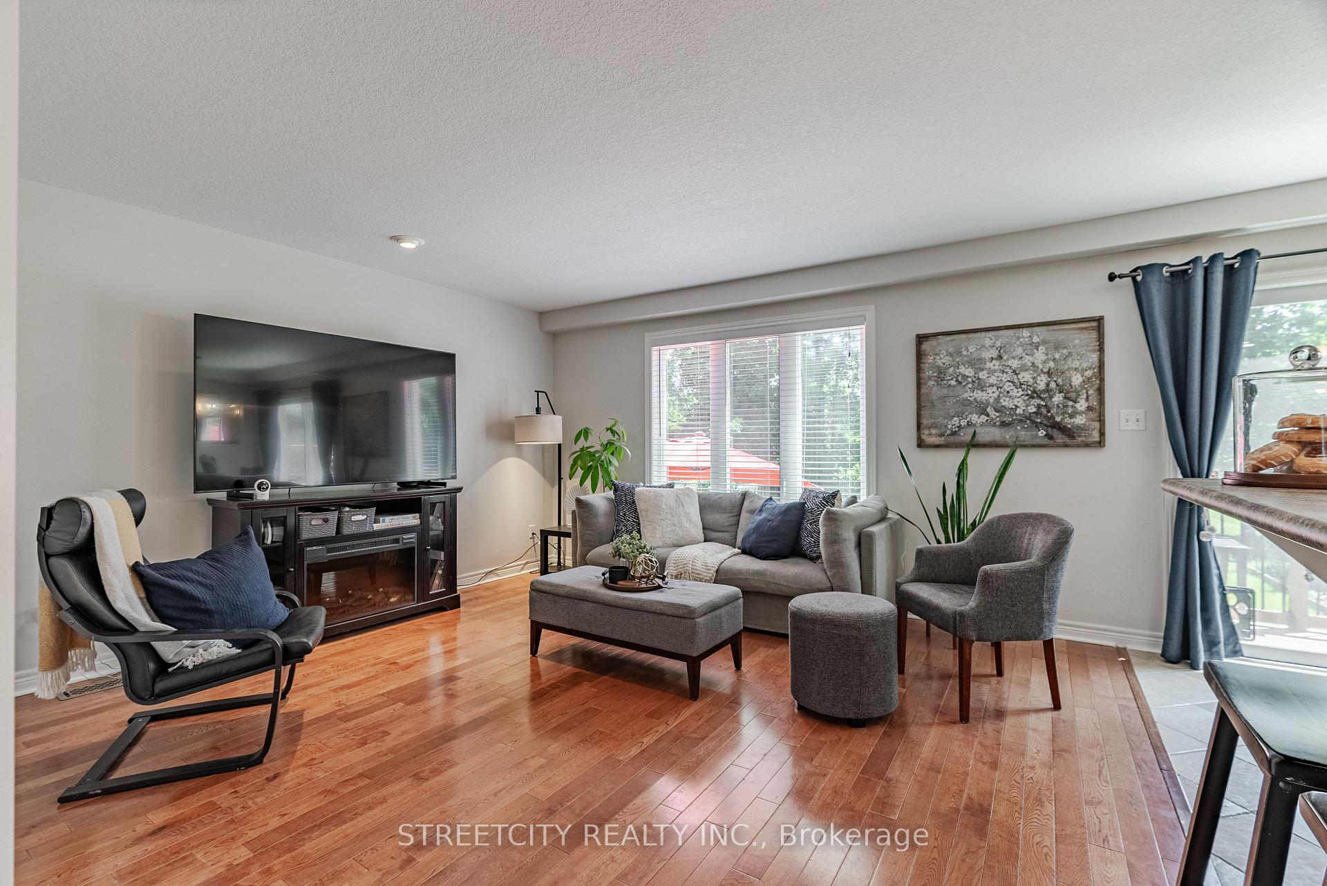 Photo 5 of 42 Greenway Boulevard, St. Thomas — HOMEH