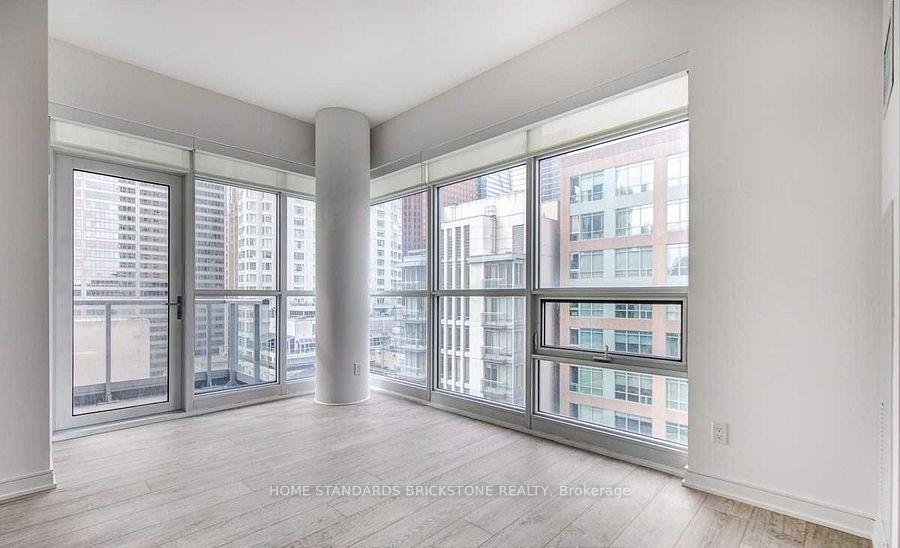 Photo 7 of Unit 2102, 88 Scott Street, Toronto, Church-Yonge Corridor — HOMEH