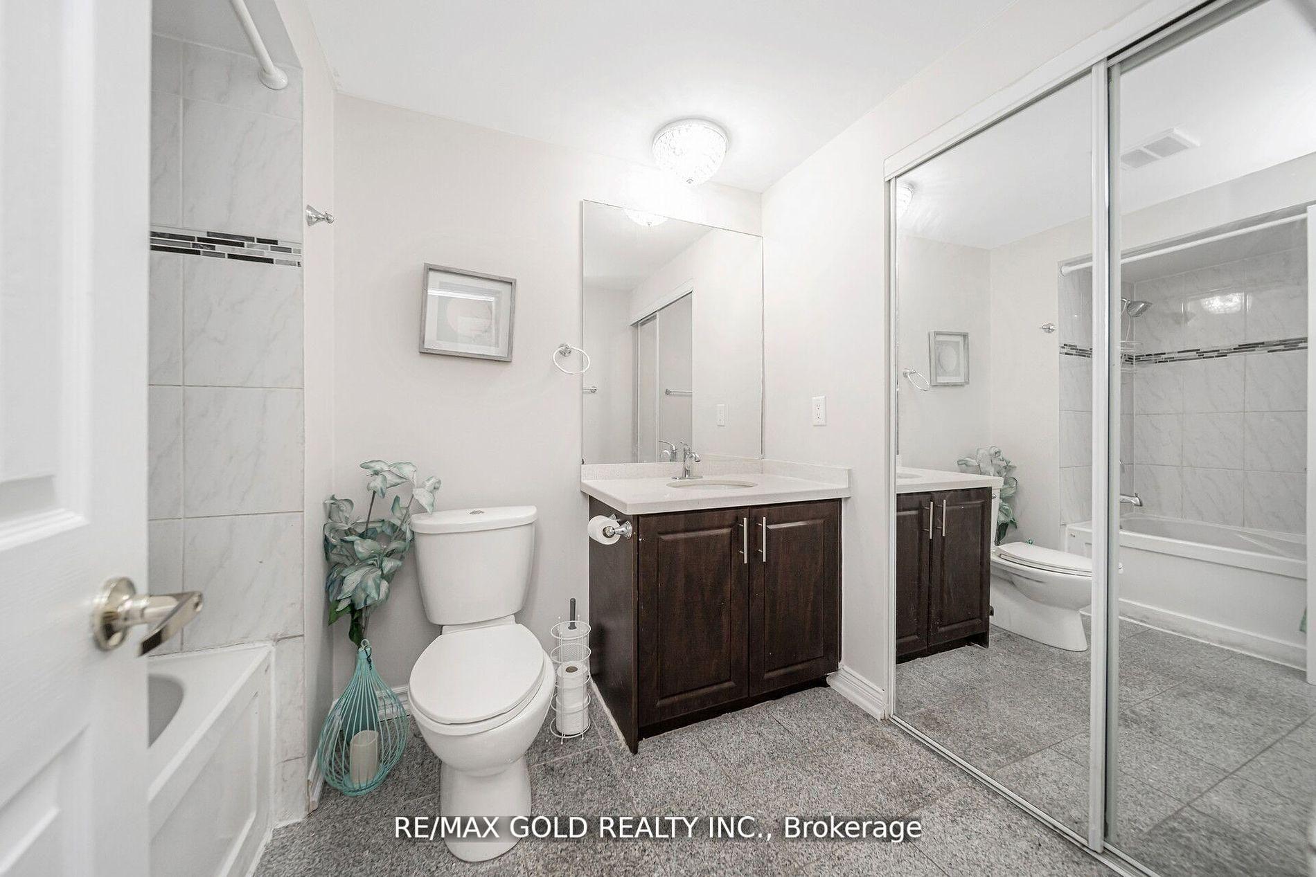 Photo 11 of 167 Ecclestone Drive, Brampton, Brampton West — HOMEH