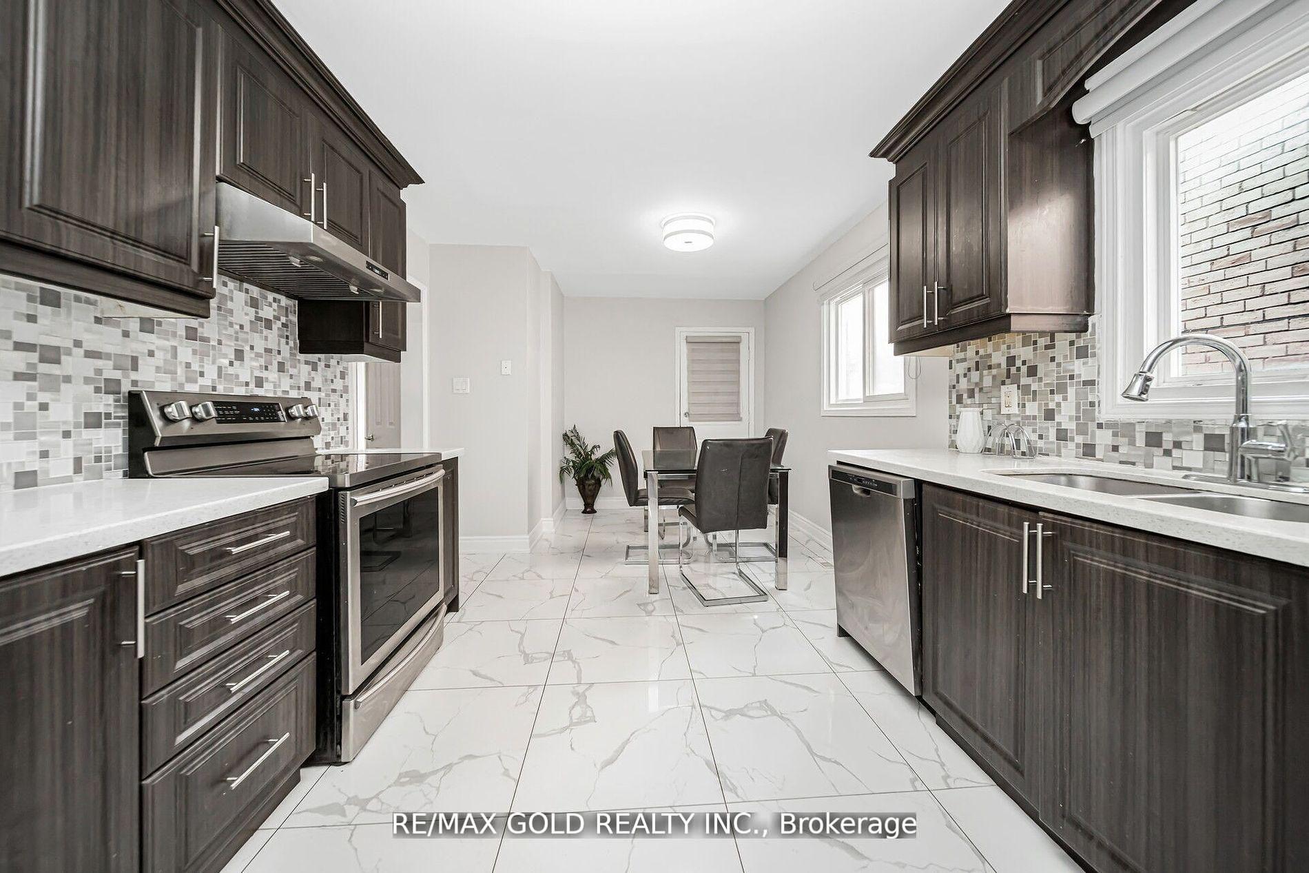 Photo 37 of 167 Ecclestone Drive, Brampton, Brampton West — HOMEH