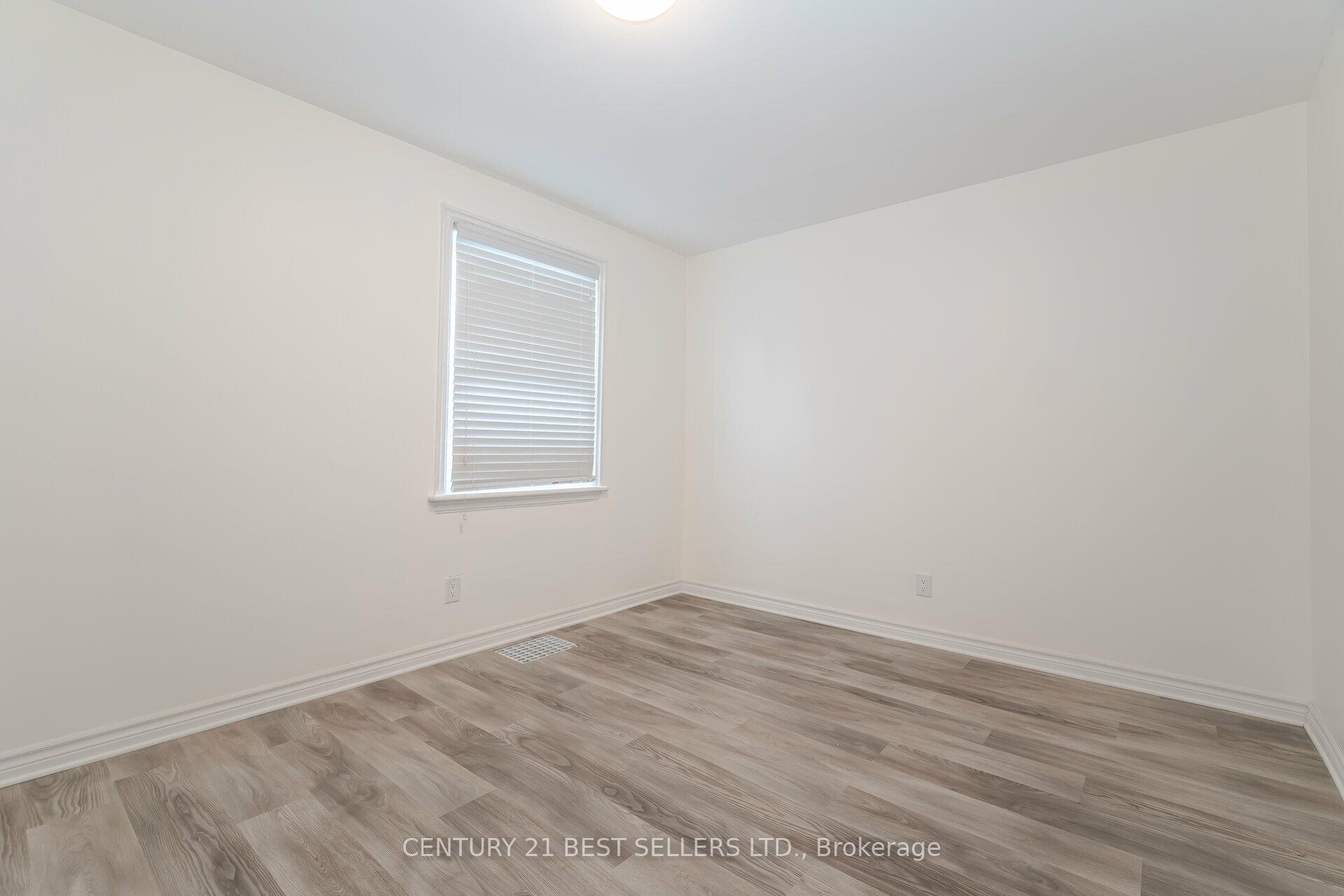 Photo 28 of 204 Summerhill Avenue, Hamilton, Glenview — HOMEH