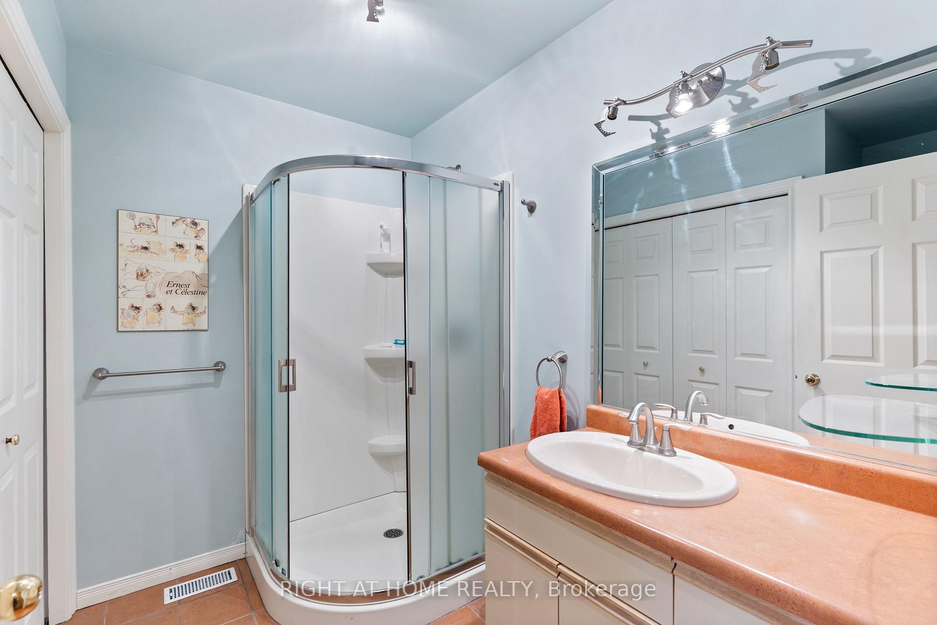 Photo 17 of 2520 Strawberry Drive, Tecumseh — HOMEH