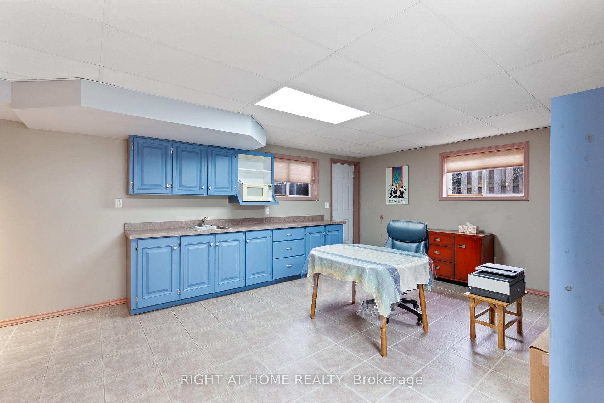 Photo 19 of 2520 Strawberry Drive, Tecumseh — HOMEH