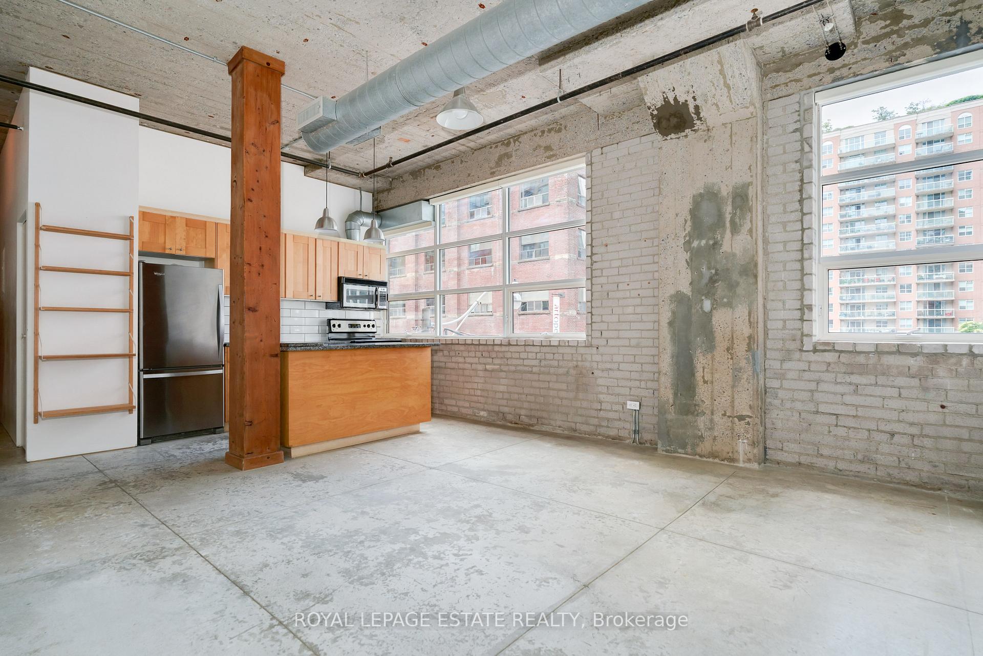 Photo 8 of Unit 309, 383 Adelaide Street E, Toronto, Moss Park — HOMEH
