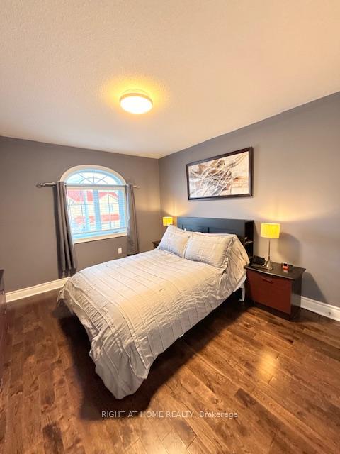 Photo 9 of 110 Dells Crescent, Brampton, Fletcher's Meadow — HOMEH
