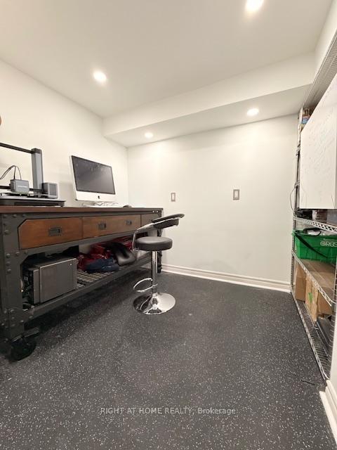 Photo 15 of 110 Dells Crescent, Brampton, Fletcher's Meadow — HOMEH
