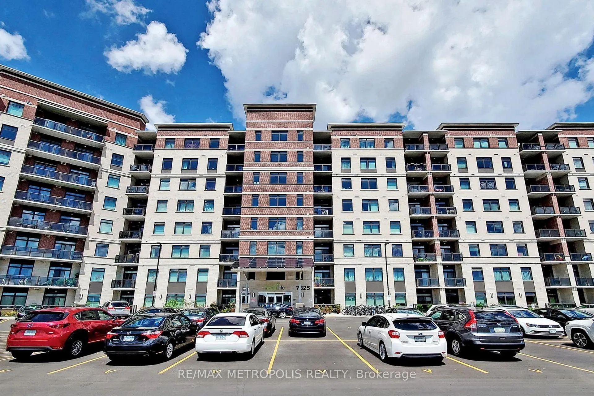 Photo 6 of Unit 816, 7325 Markham Road, Markham, Cedarwood — HOMEH