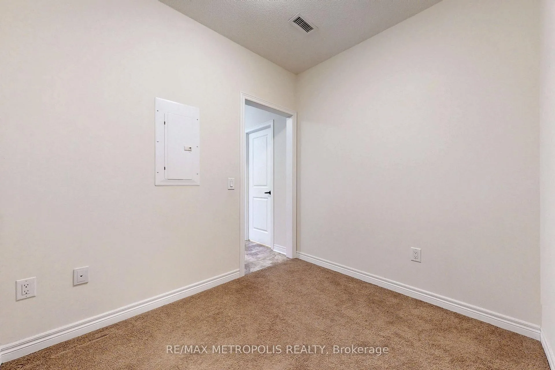 Photo 25 of Unit 816, 7325 Markham Road, Markham, Cedarwood — HOMEH