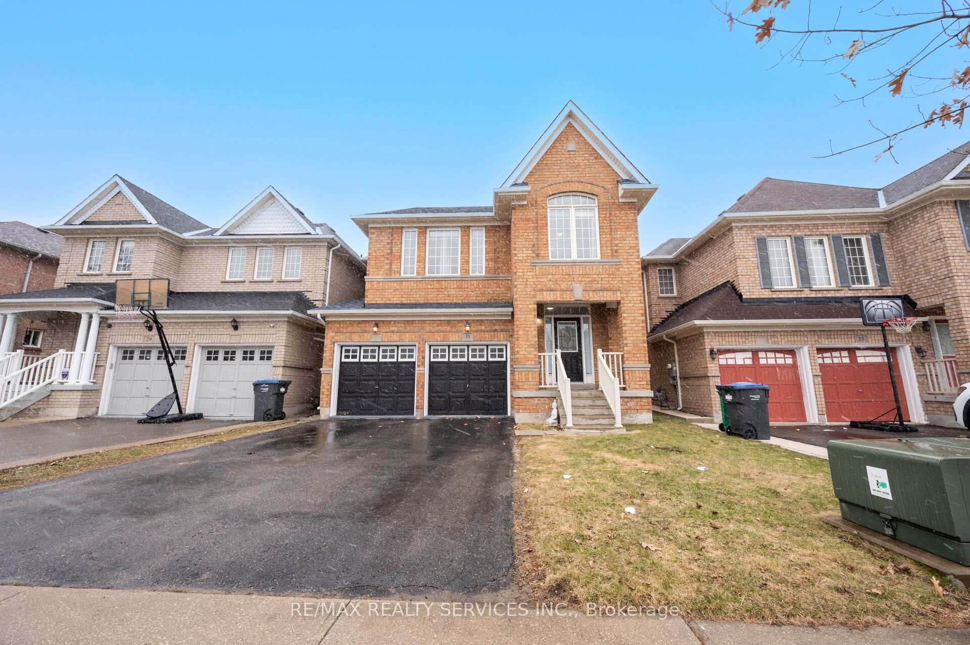 Front of 31 Rambling Oak Drive