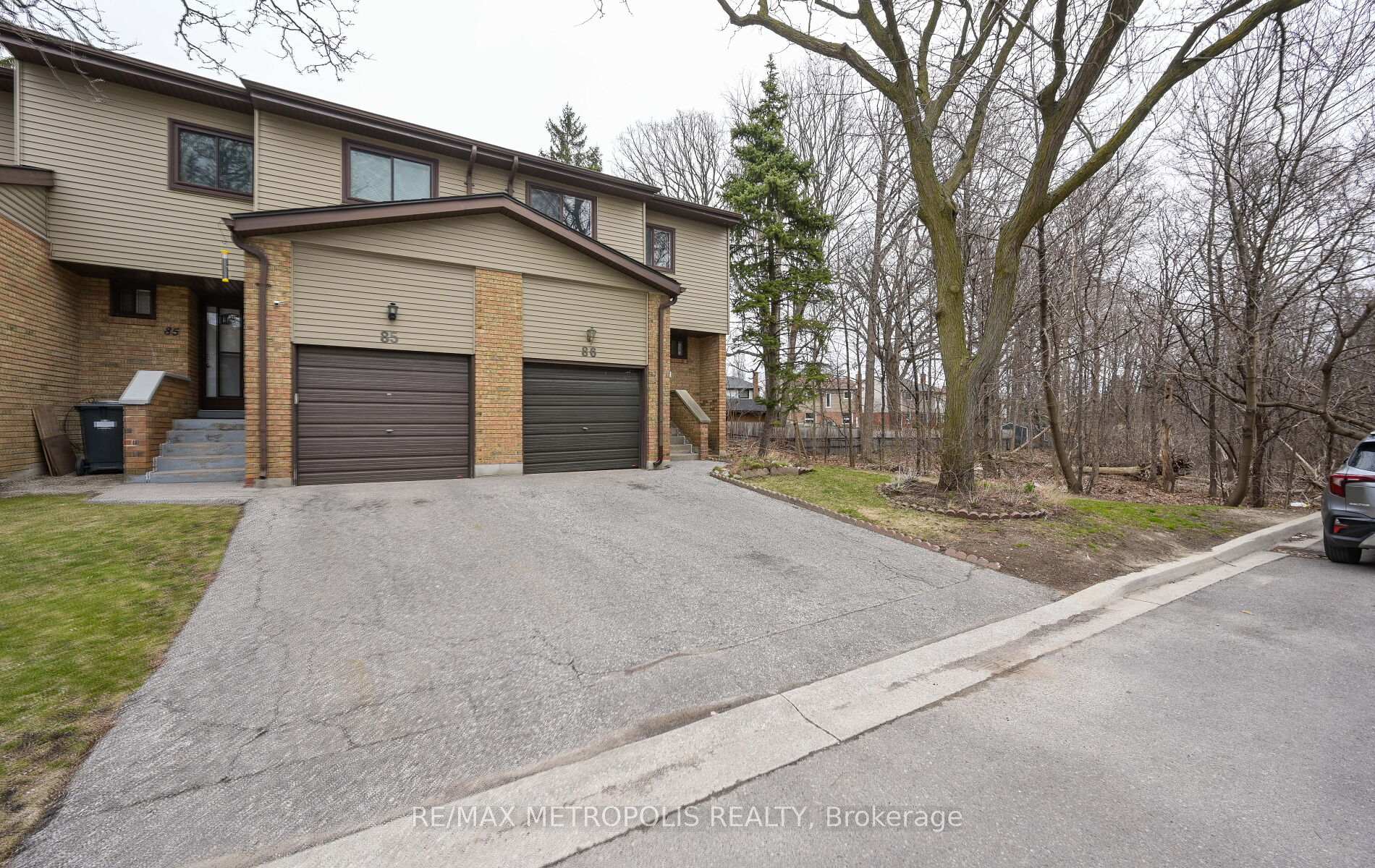 Photo 2 of Unit 86, 86 Carleton Place, Brampton, Bramalea West Industrial — HOMEH