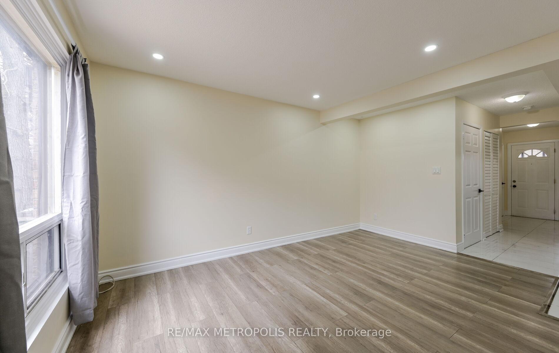 Photo 10 of Unit 86, 86 Carleton Place, Brampton, Bramalea West Industrial — HOMEH