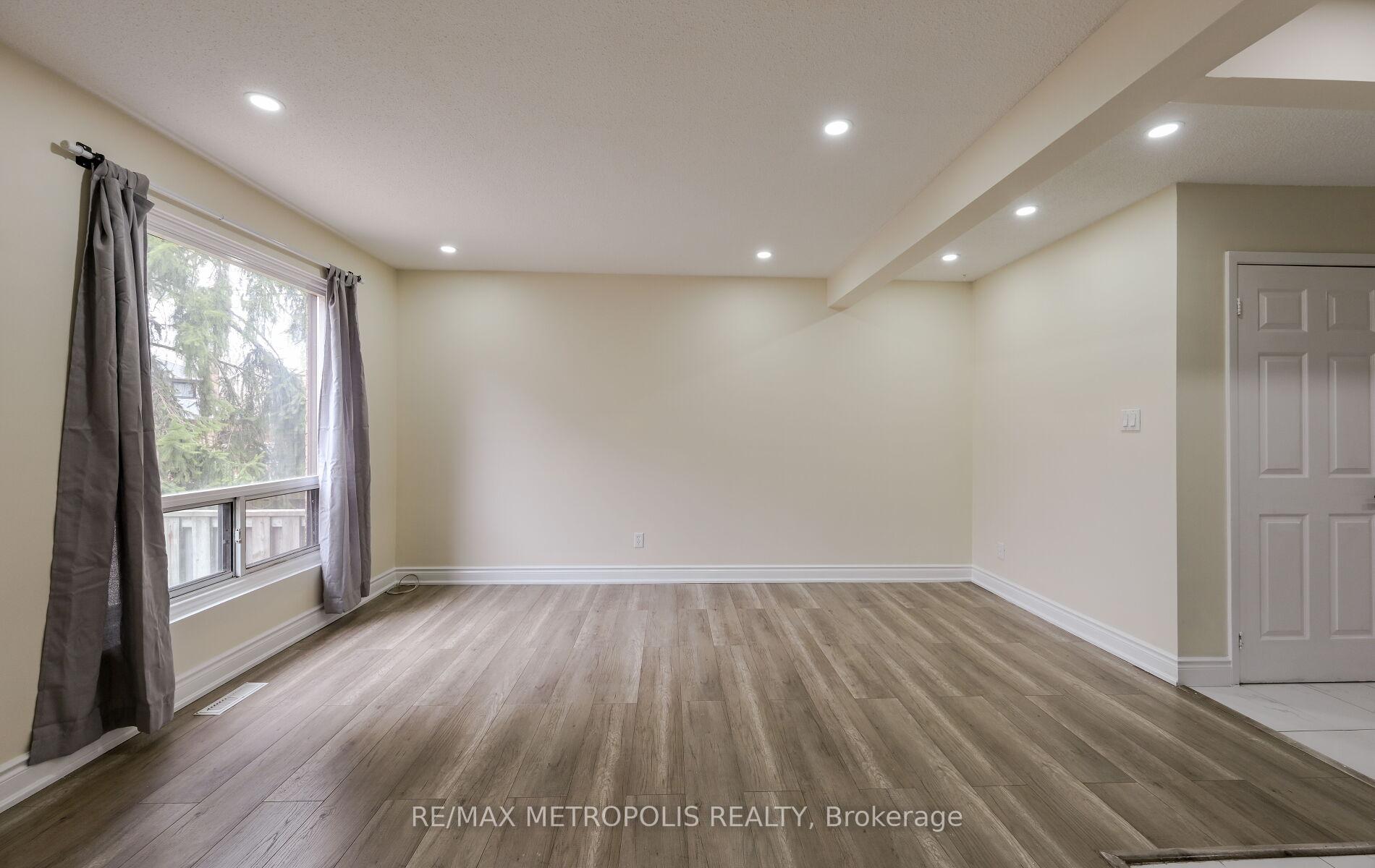 Photo 11 of Unit 86, 86 Carleton Place, Brampton, Bramalea West Industrial — HOMEH