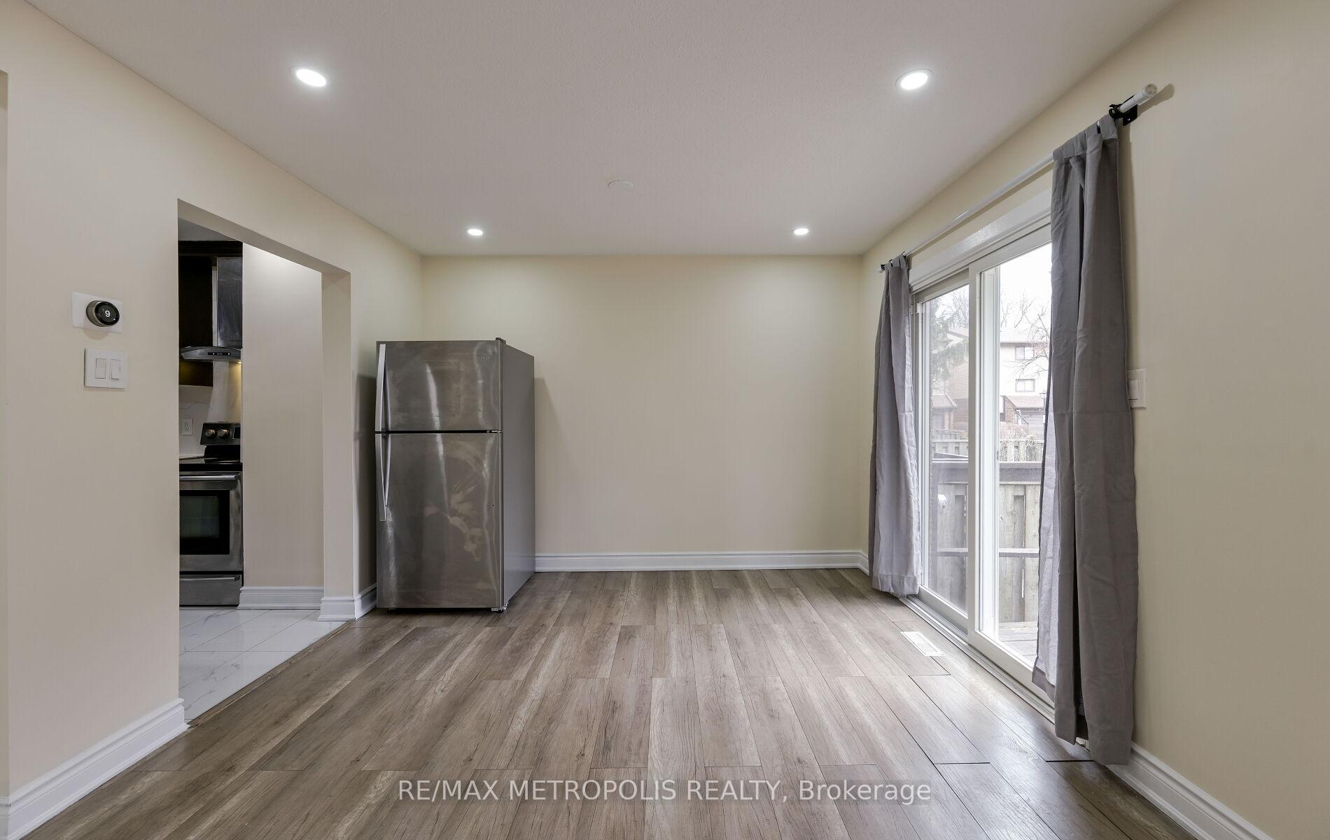 Photo 12 of Unit 86, 86 Carleton Place, Brampton, Bramalea West Industrial — HOMEH