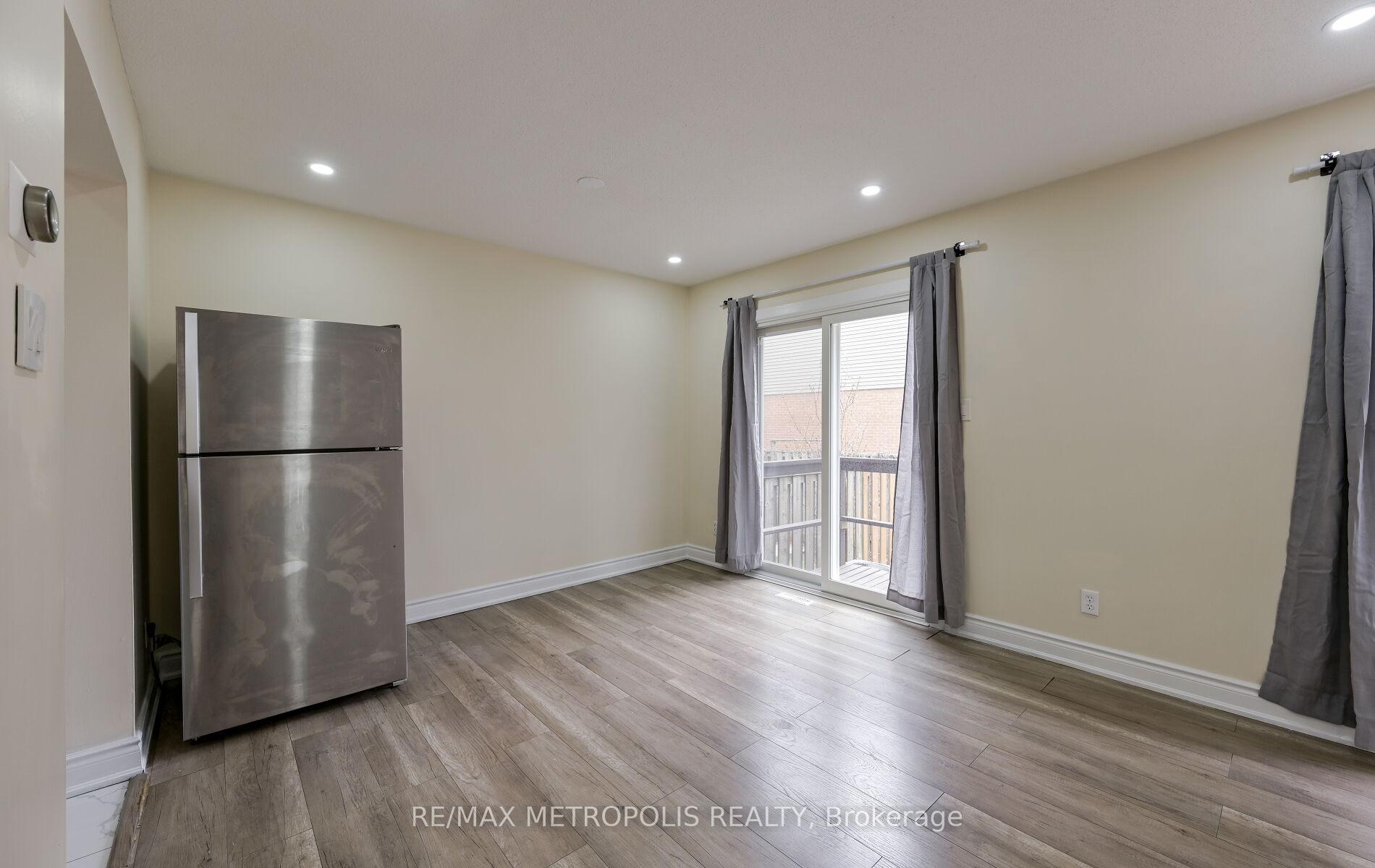 Photo 14 of Unit 86, 86 Carleton Place, Brampton, Bramalea West Industrial — HOMEH