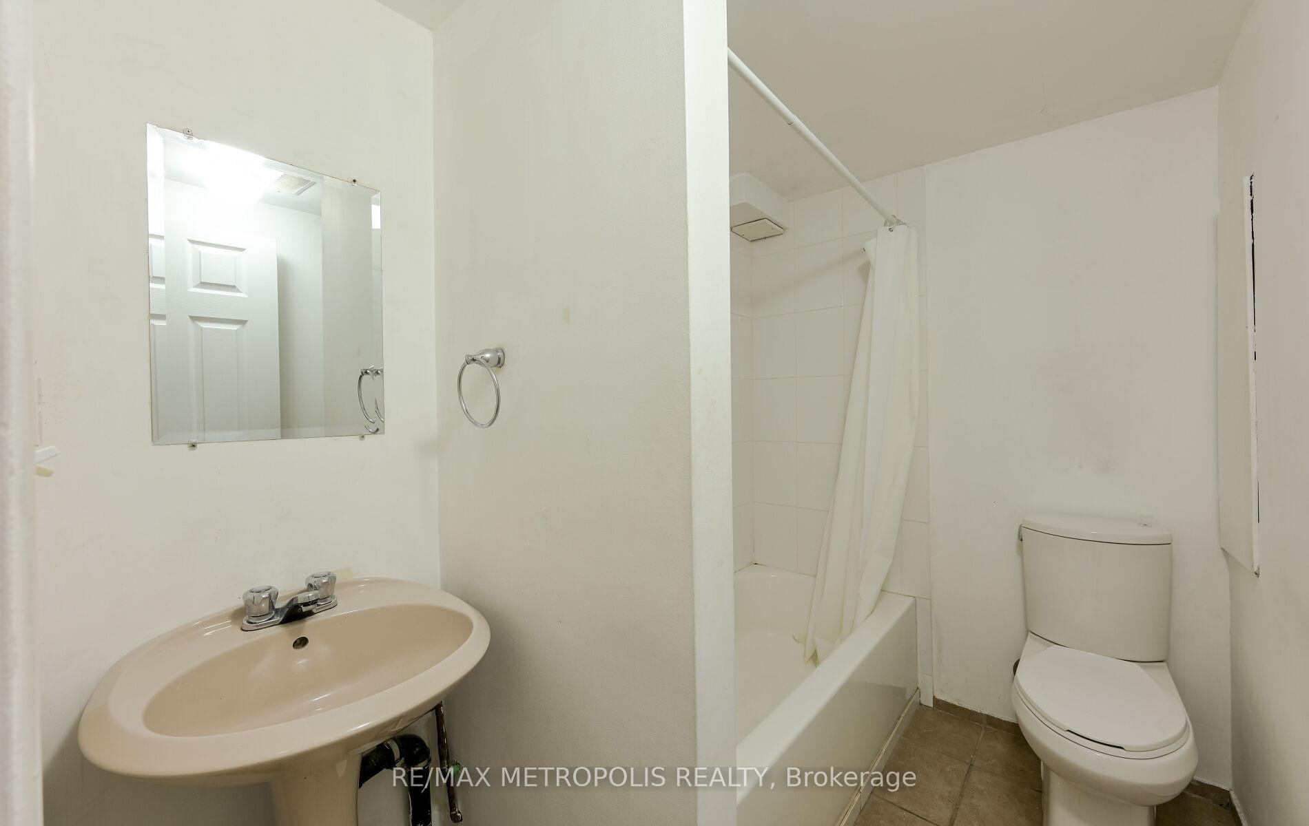 Photo 44 of Unit 86, 86 Carleton Place, Brampton, Bramalea West Industrial — HOMEH