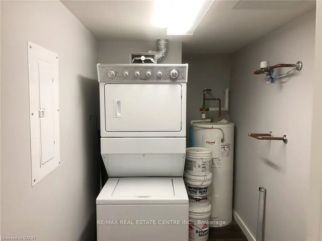 Photo 7 of Unit 207, 25 Kay Crescent, Guelph, Pineridge/Westminster Woods — HOMEH