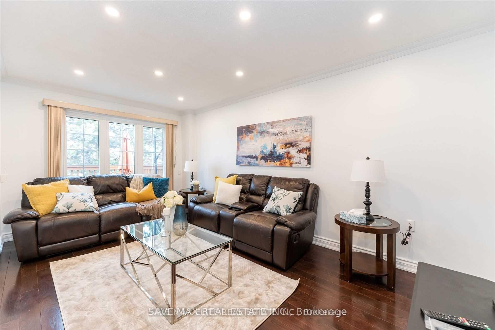 Photo 12 of 20 Bent Tree Court, Brampton, Fletcher's Creek South — HOMEH