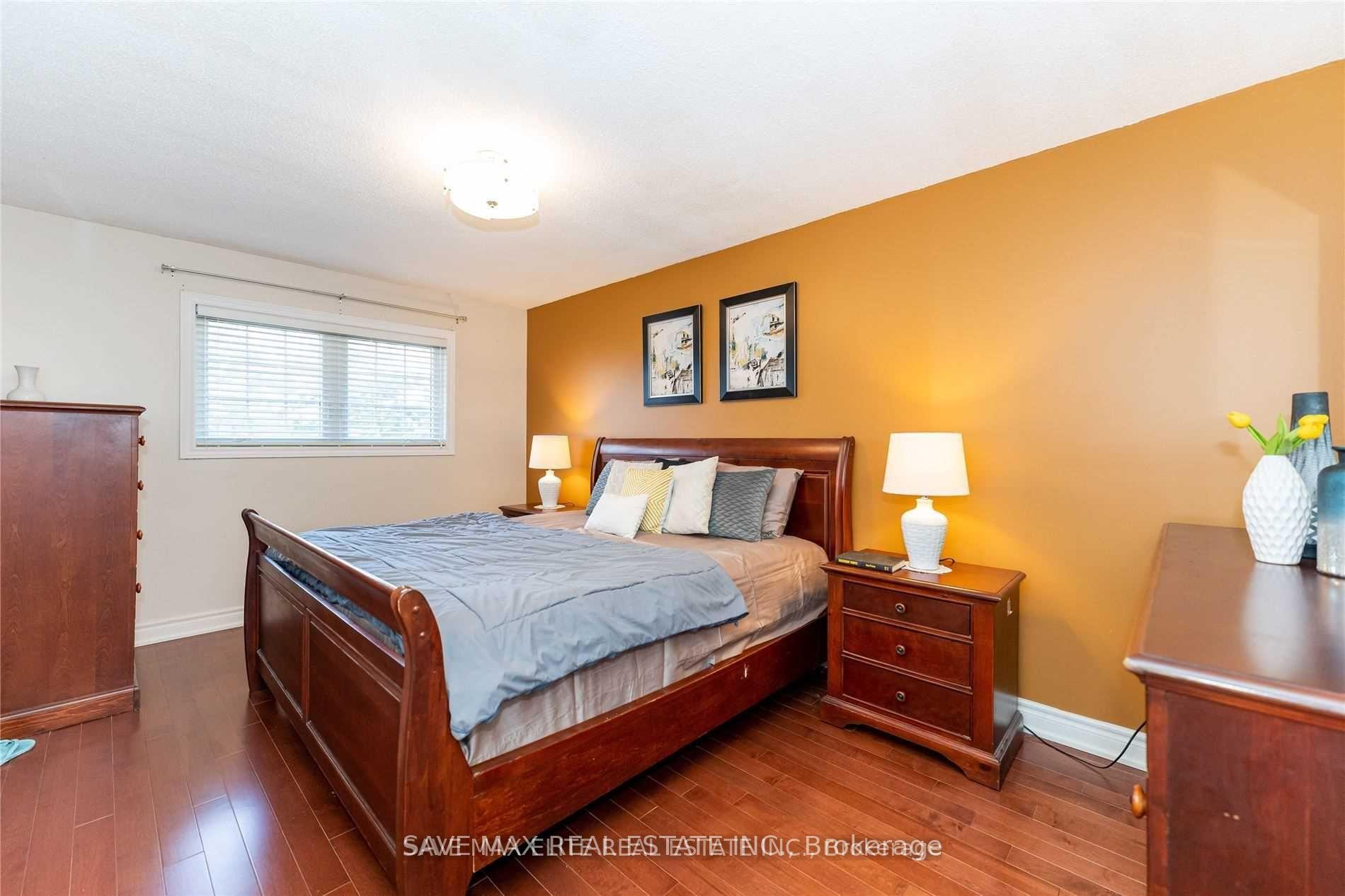 Photo 22 of 20 Bent Tree Court, Brampton, Fletcher's Creek South — HOMEH