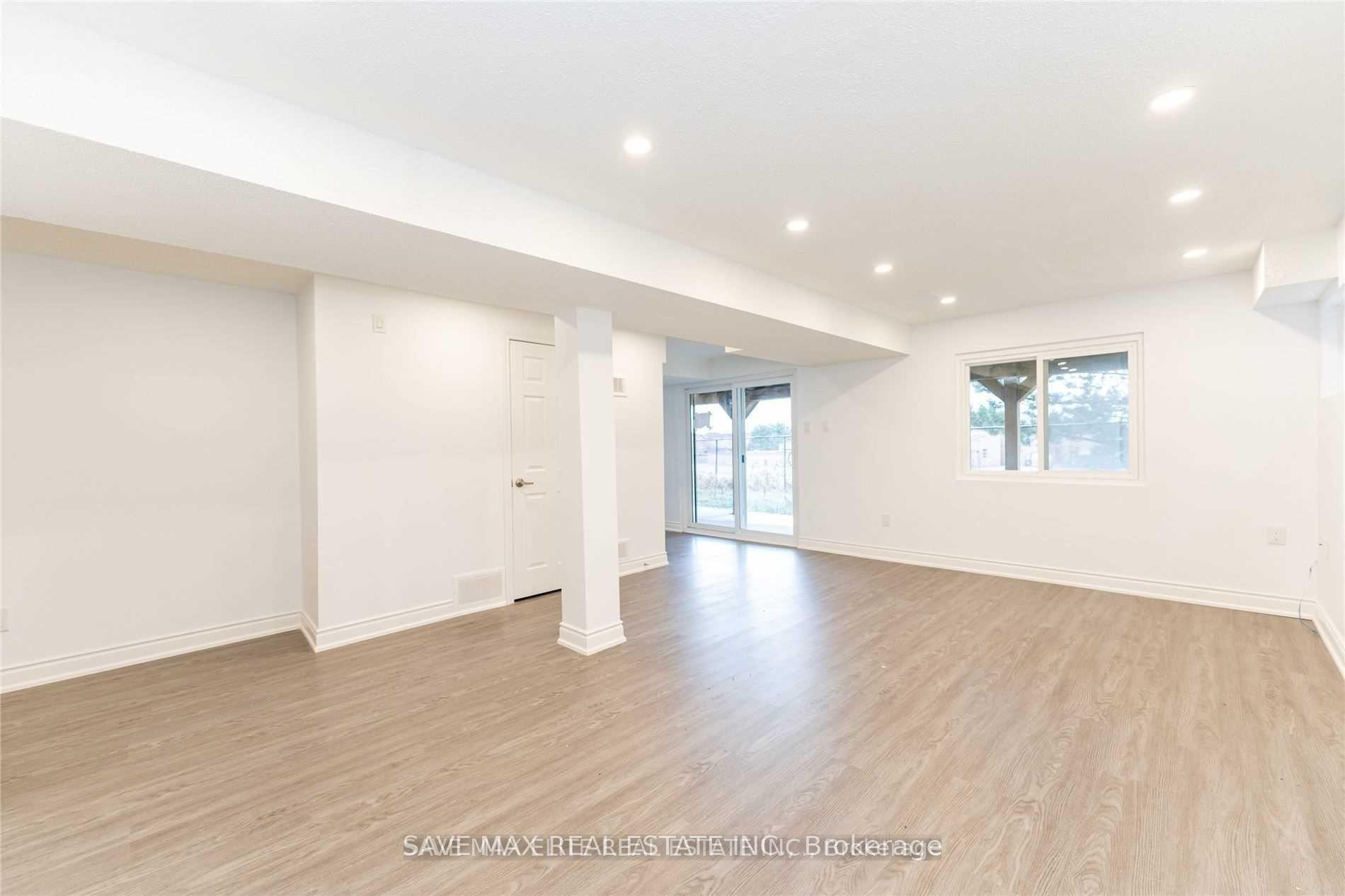 Photo 15 of 20 Bent Tree Court, Brampton, Fletcher's Creek South — HOMEH