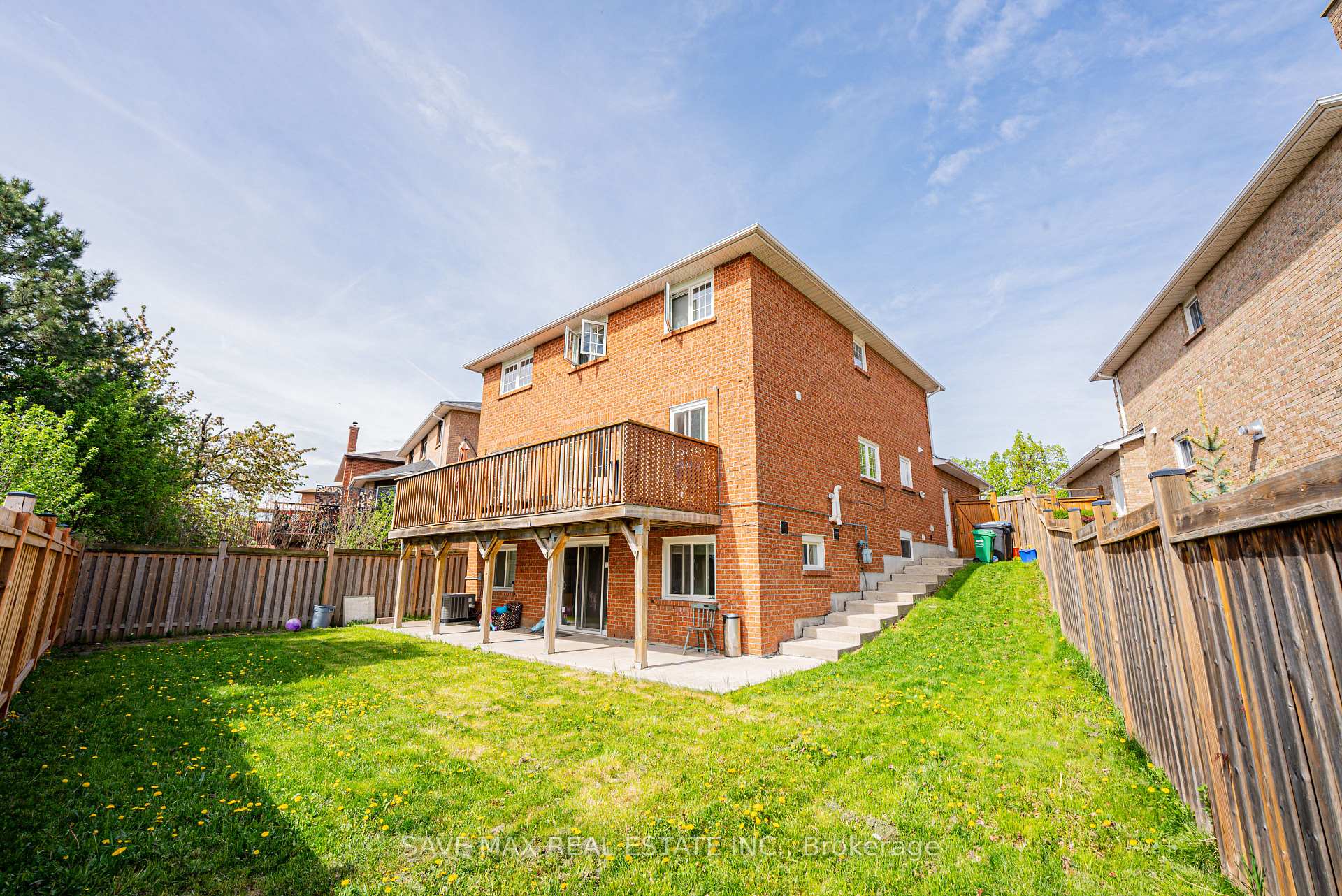 Photo 28 of 20 Bent Tree Court, Brampton, Fletcher's Creek South — HOMEH