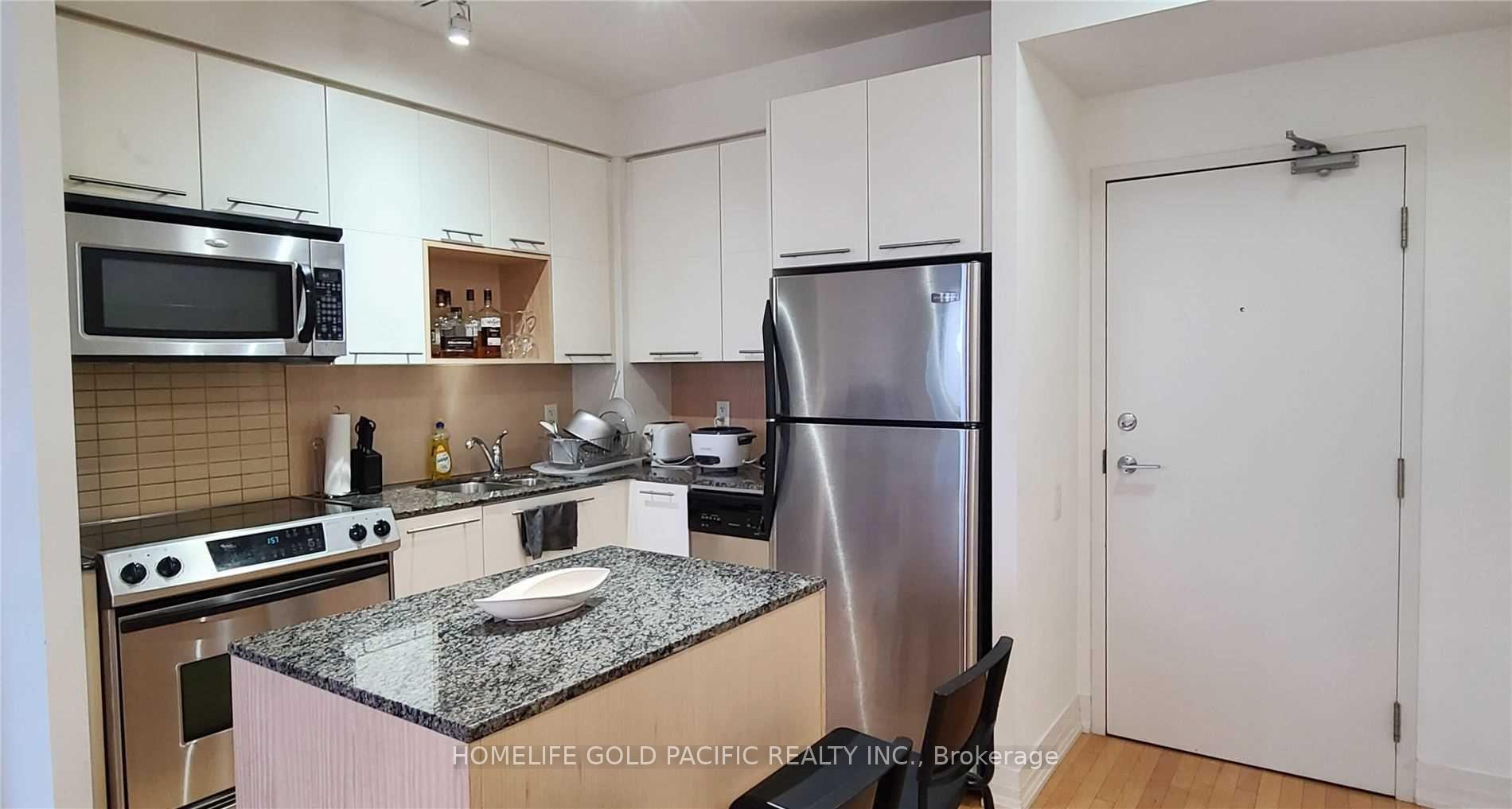 Photo 5 of Unit 2204, 21 Carlton Street, Toronto, Church-Yonge Corridor — HOMEH