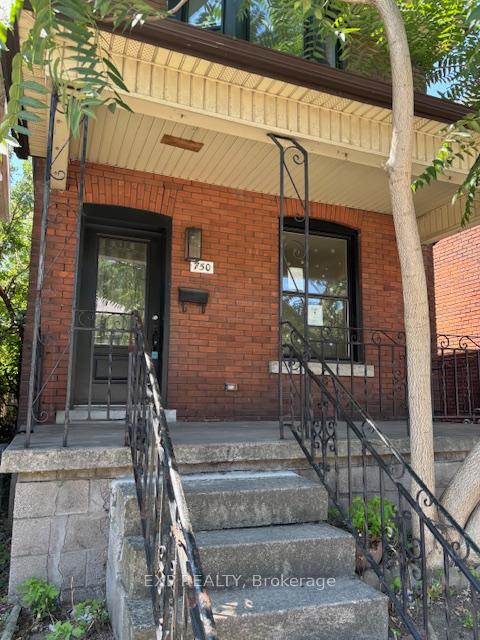 Front of 750 Cannon Street E