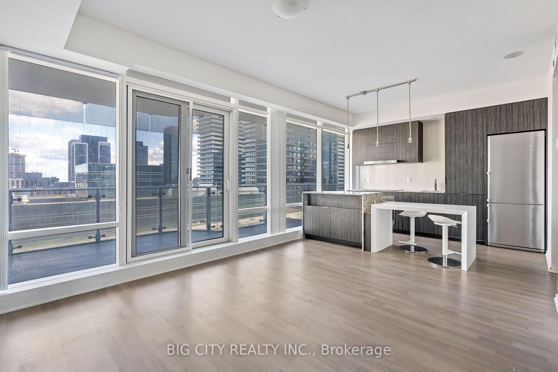 Photo 1 of Unit 2103, 1 Bloor Street E, Toronto, Church-Yonge Corridor — HOMEH