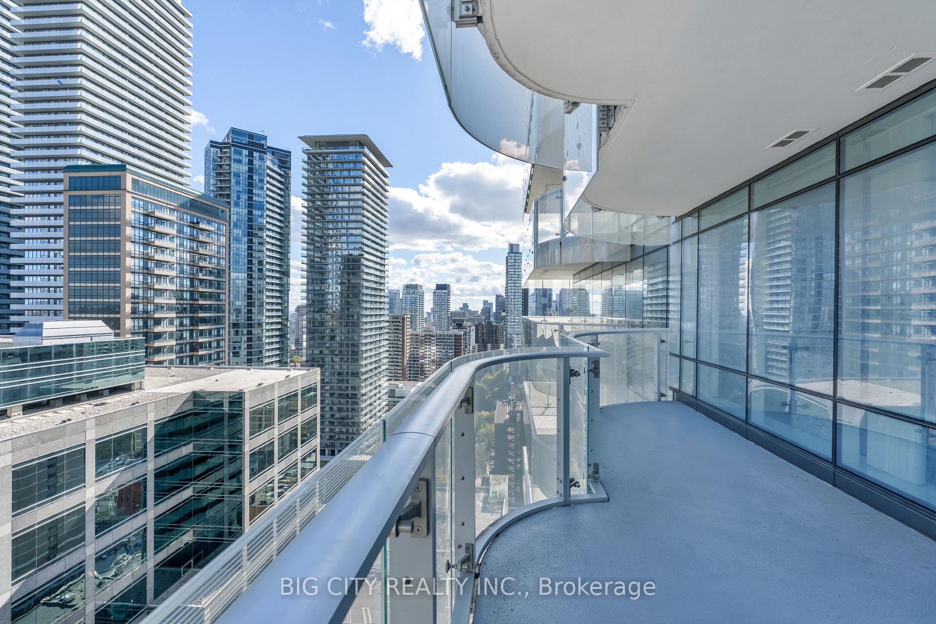 Photo 8 of Unit 2103, 1 Bloor Street E, Toronto, Church-Yonge Corridor — HOMEH