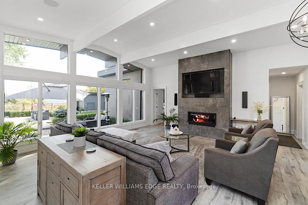 Photo 7 of 56 Oak Avenue, Hamilton, Greensville — HOMEH