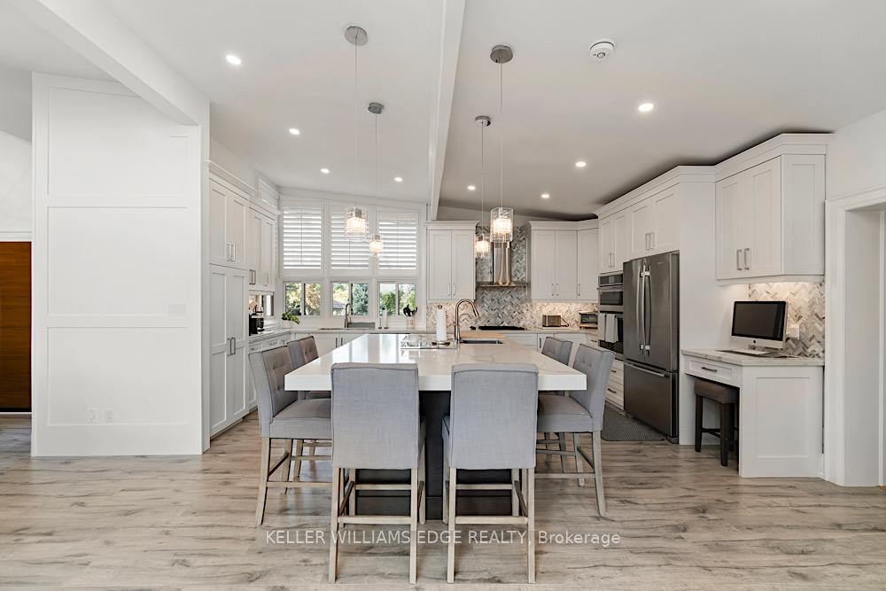 Photo 10 of 56 Oak Avenue, Hamilton, Greensville — HOMEH