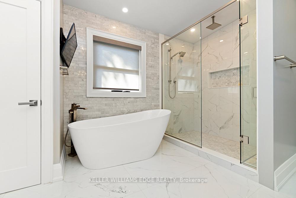 Photo 21 of 56 Oak Avenue, Hamilton, Greensville — HOMEH