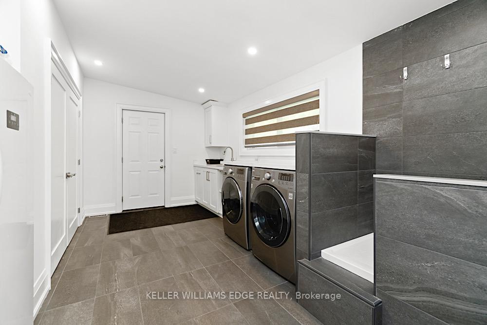 Photo 32 of 56 Oak Avenue, Hamilton, Greensville — HOMEH