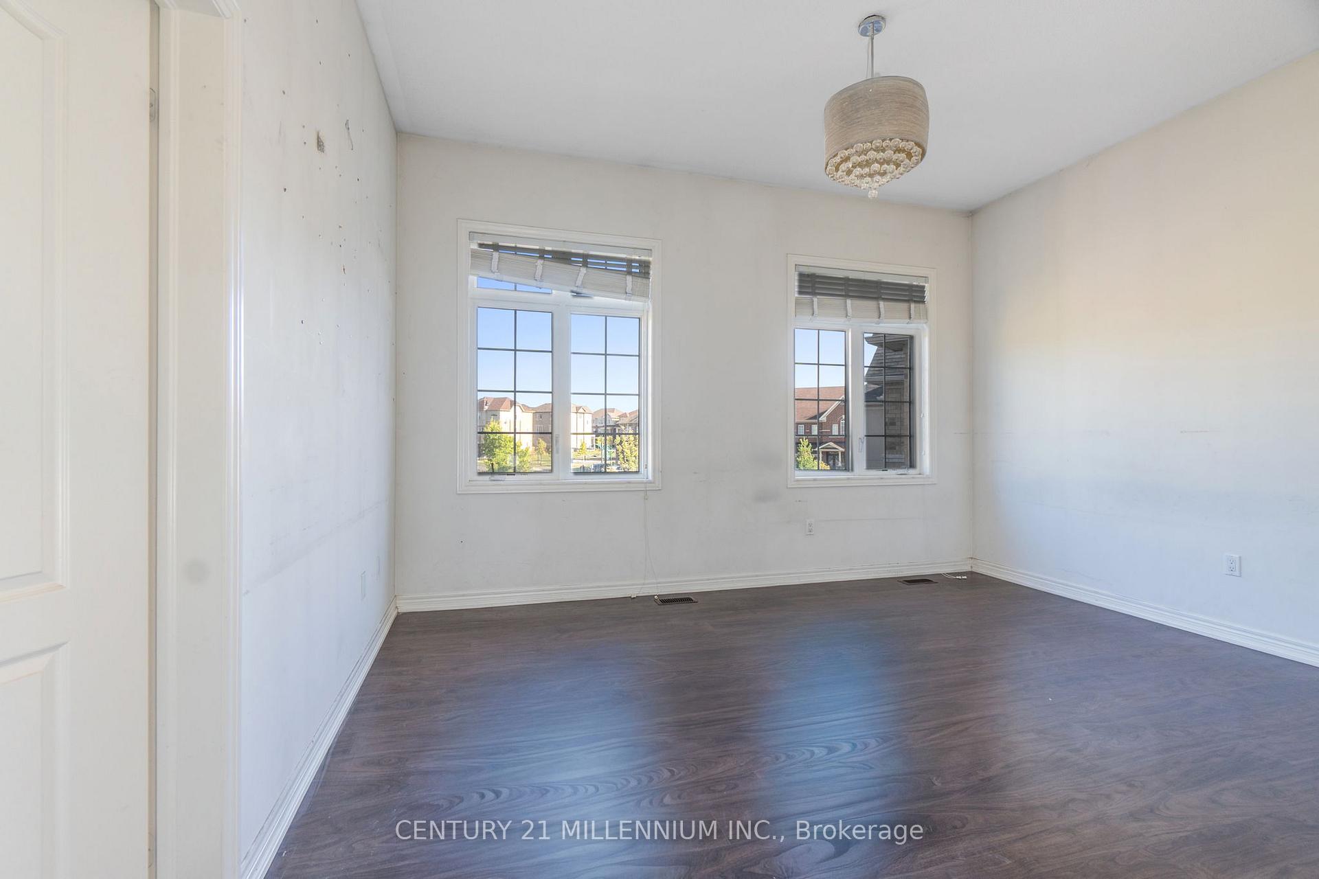 Photo 18 of 6 Ashfield Place, Brampton, Credit Valley — HOMEH