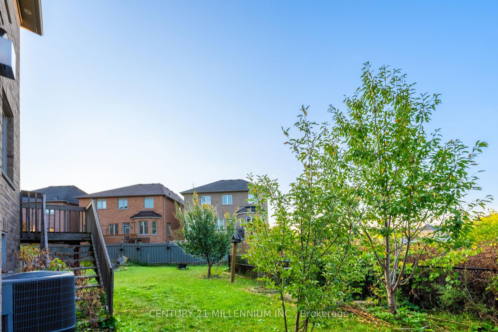 Photo 29 of 6 Ashfield Place, Brampton, Credit Valley — HOMEH