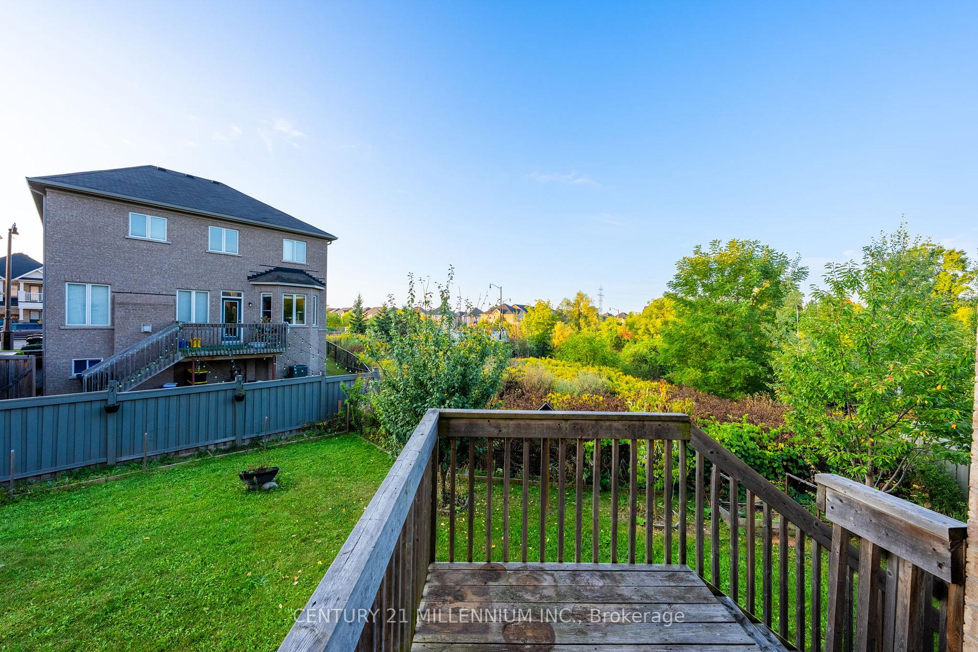 Photo 30 of 6 Ashfield Place, Brampton, Credit Valley — HOMEH