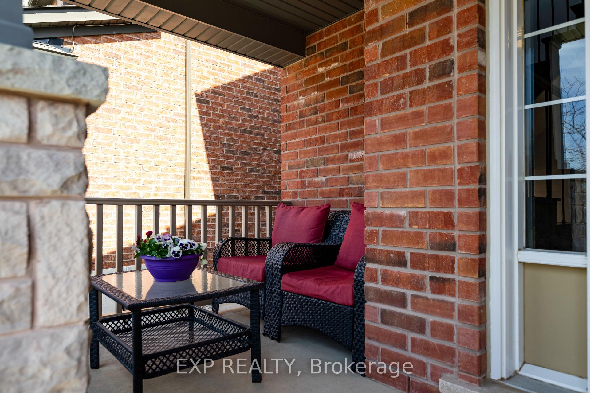 Photo 4 of 50 Enford Crescent, Brampton, Northwest Brampton — HOMEH